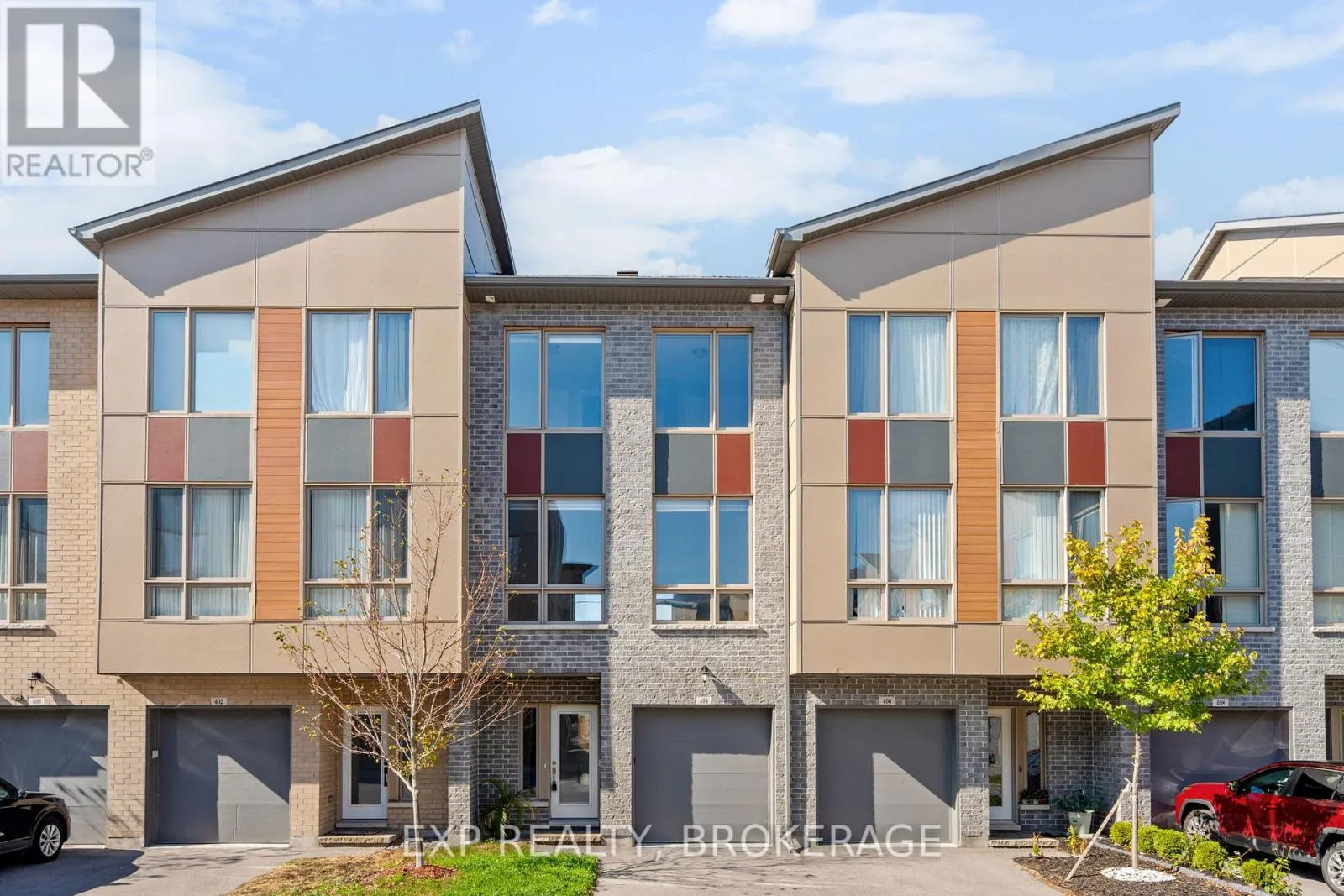 Row / Townhouse for rent: 404 Terravita Private, Ottawa, Ontario K1V 2R9