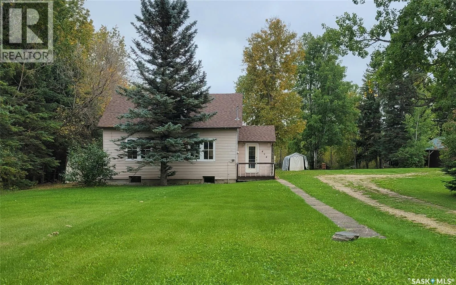 House for rent: 404 Usherville Road, Preeceville Rm No. 334, Saskatchewan S0A 0W0