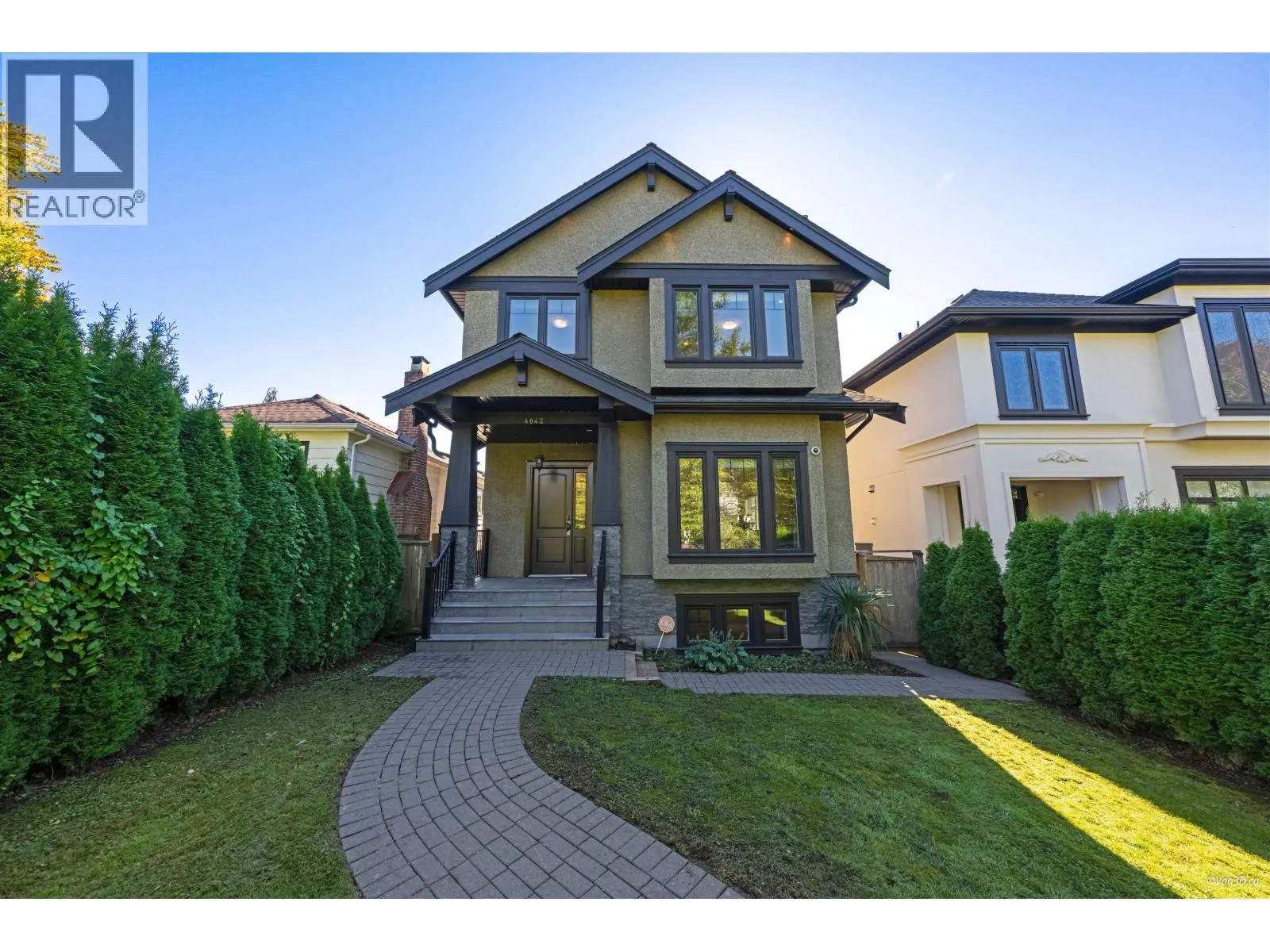 House for rent: 4042 W 20th Avenue, Vancouver, British Columbia V6S 1G5