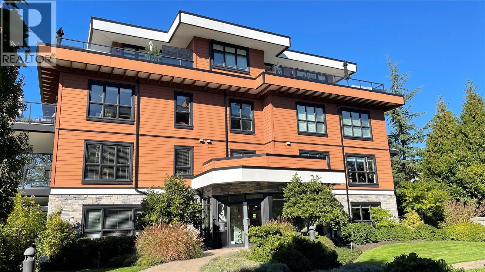 Apartment for rent: 405 740 Travino Lane, Saanich, British Columbia V8Z 0E2