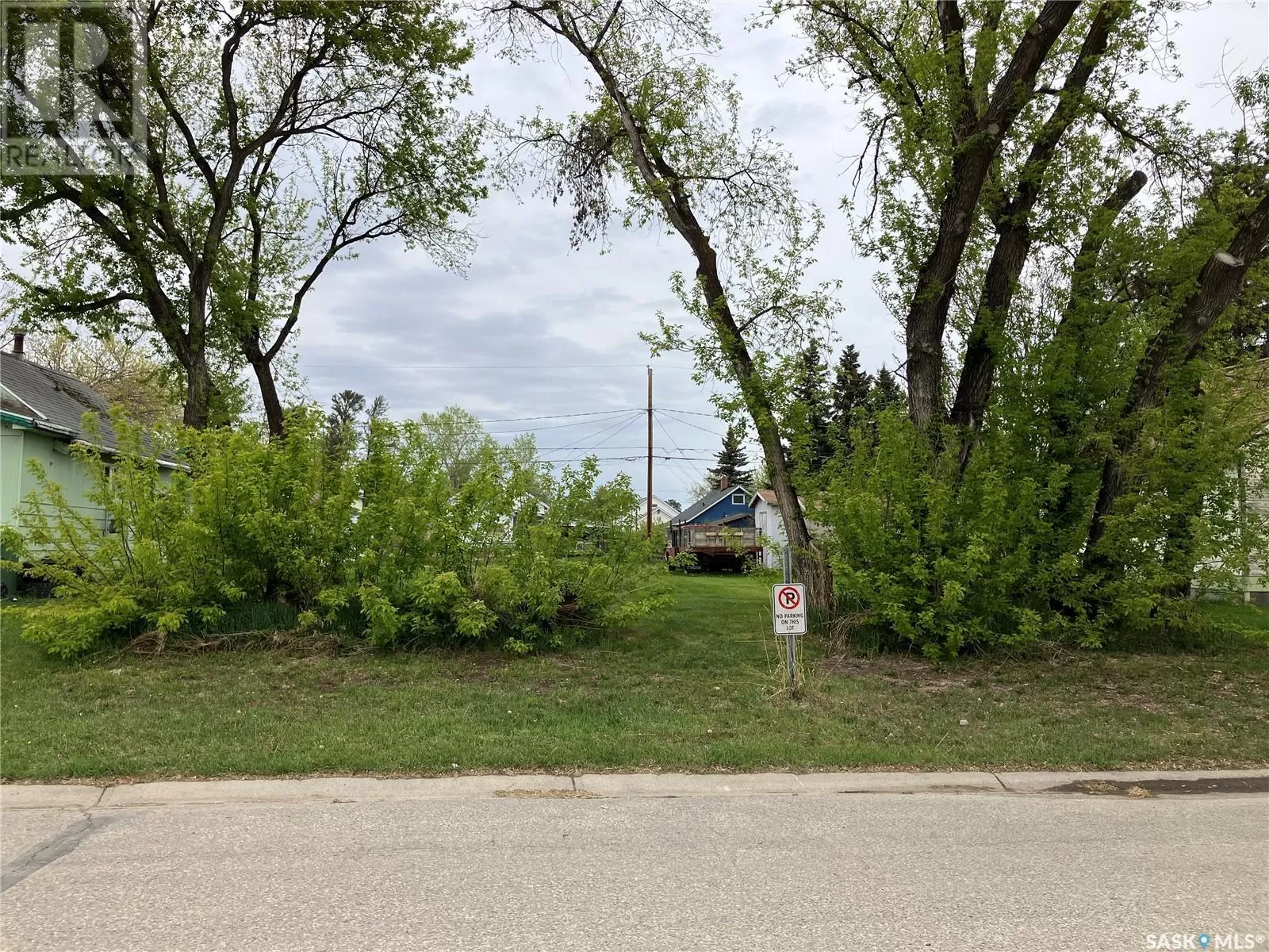 Unknown for rent: 405 8th Avenue W, Nipawin, Saskatchewan S0E 1E0