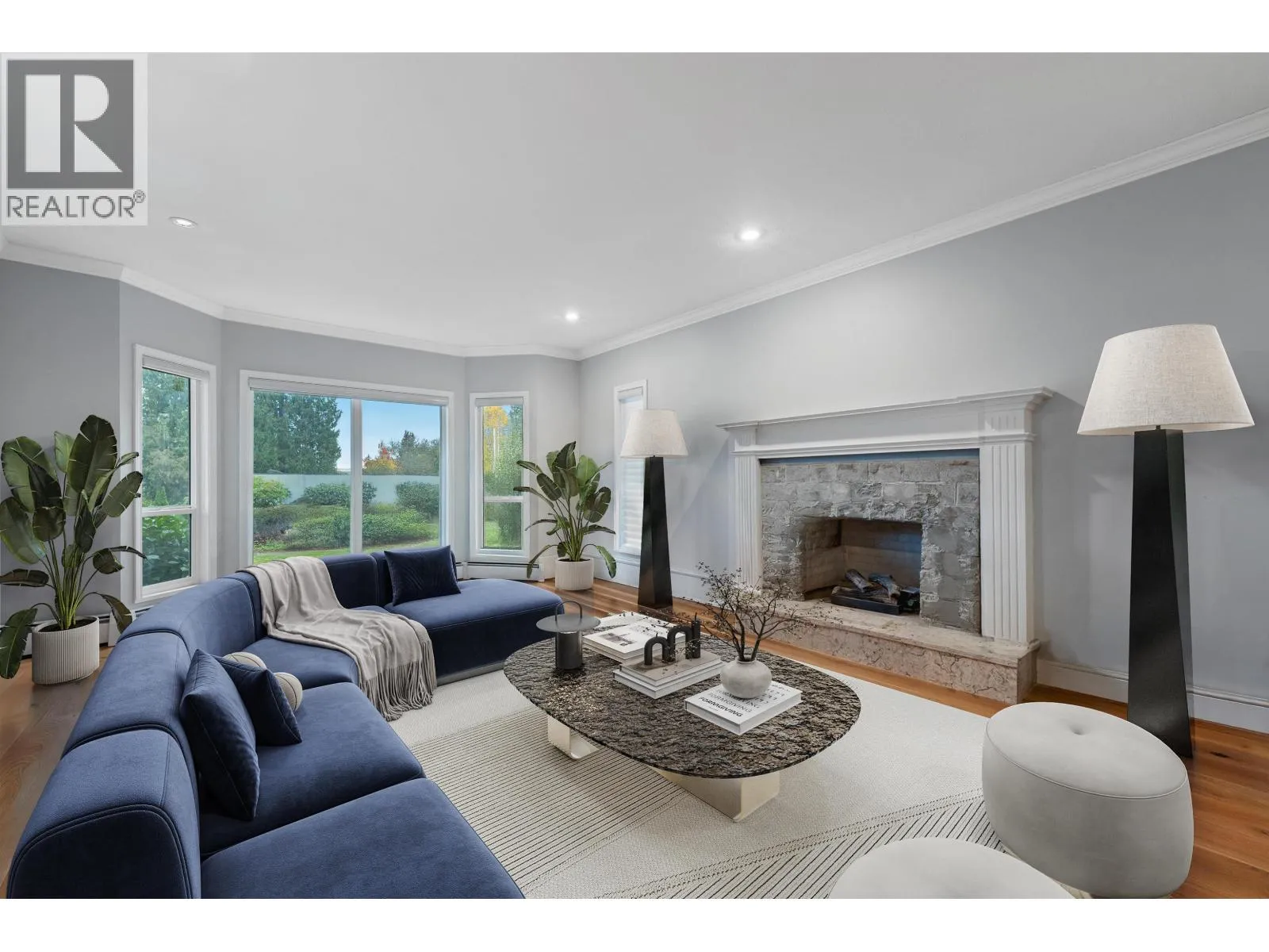 House for rent: 4053 W 38th Avenue, Vancouver, British Columbia V6N 2Y8