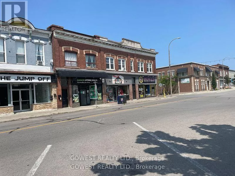 Residential Commercial Mix for rent: 405-407 St Paul Street E, St. Catharines, Ontario L2R 3N1
