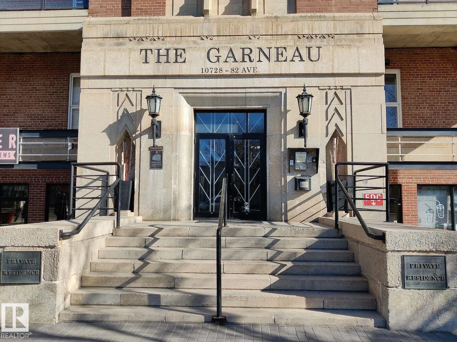 Apartment for rent: #406 10728 82 Av Nw, Edmonton, Alberta T6E 6P5