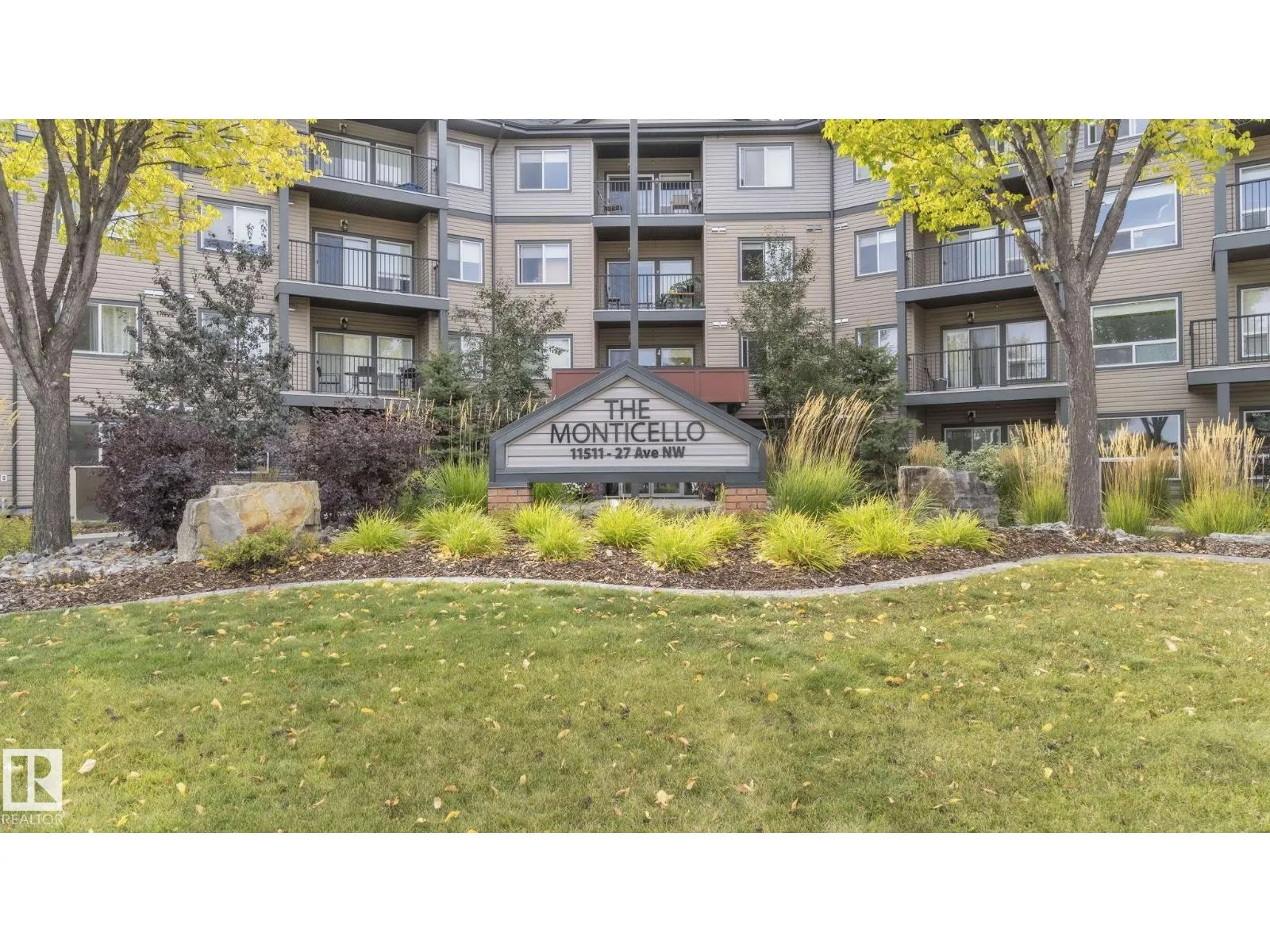 Apartment for rent: #406 11511 27 Av Nw, Edmonton, Alberta T6J 7J8