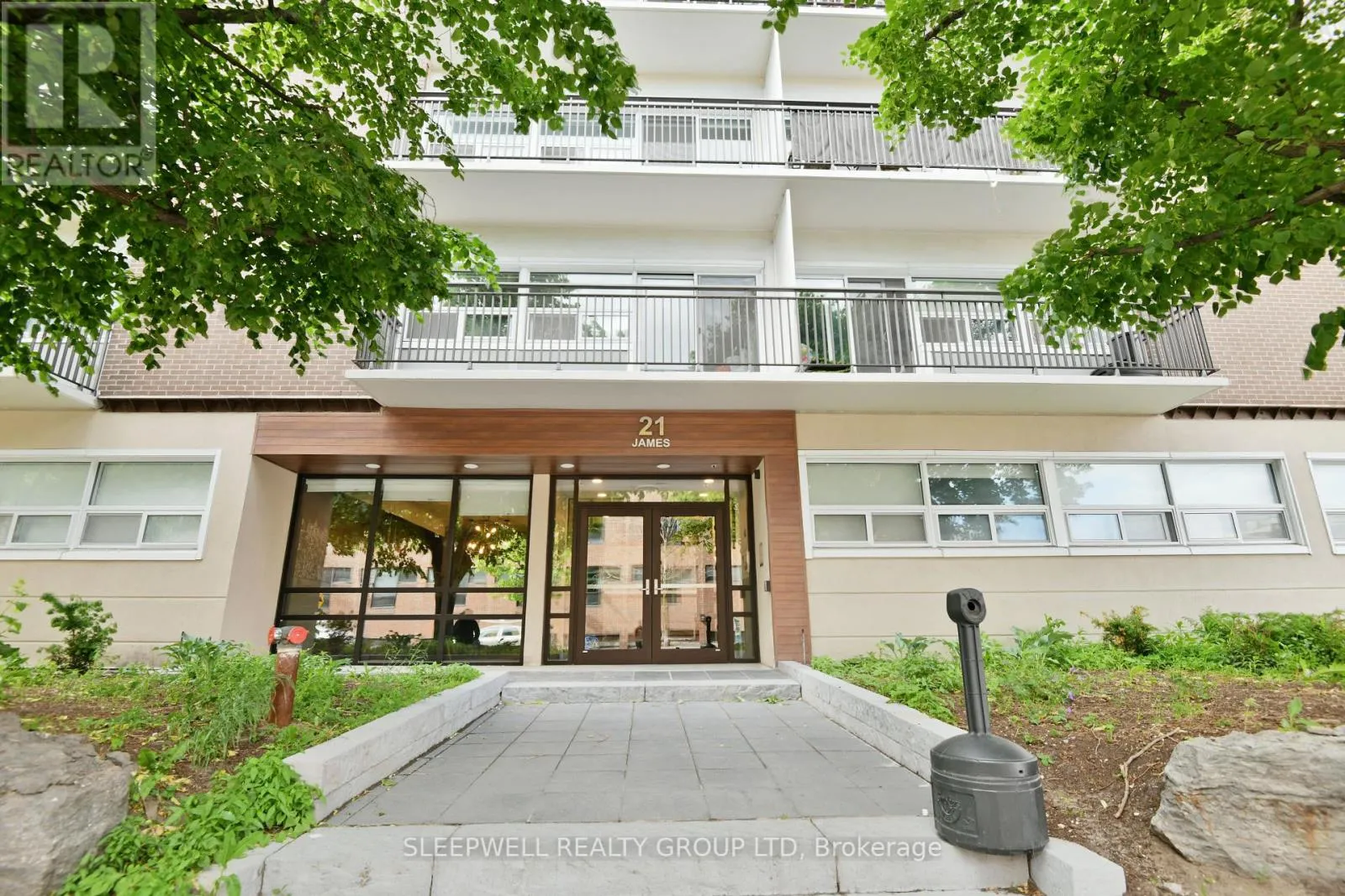 Apartment for rent: 406 - 21 James Street, Ottawa, Ontario K2P 0R9