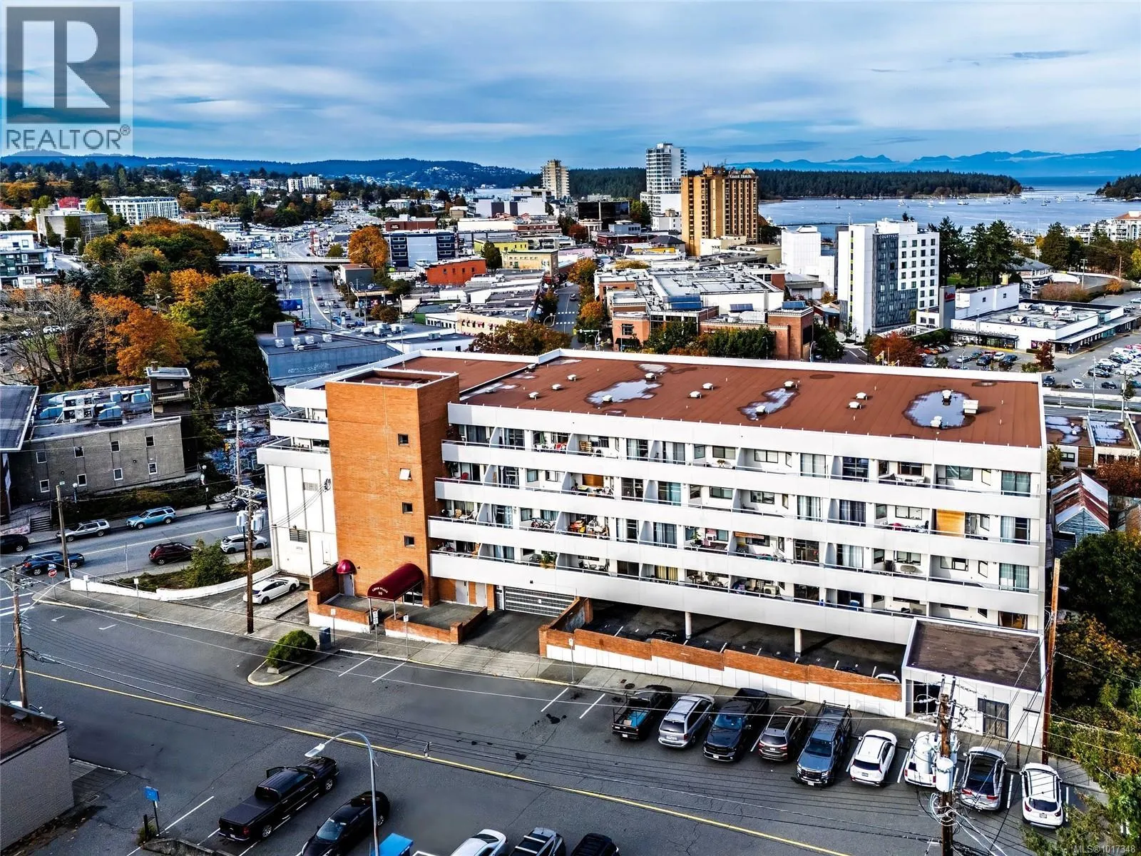 Apartment for rent: 406 30 Cavan St, Nanaimo, British Columbia V9R 6K3