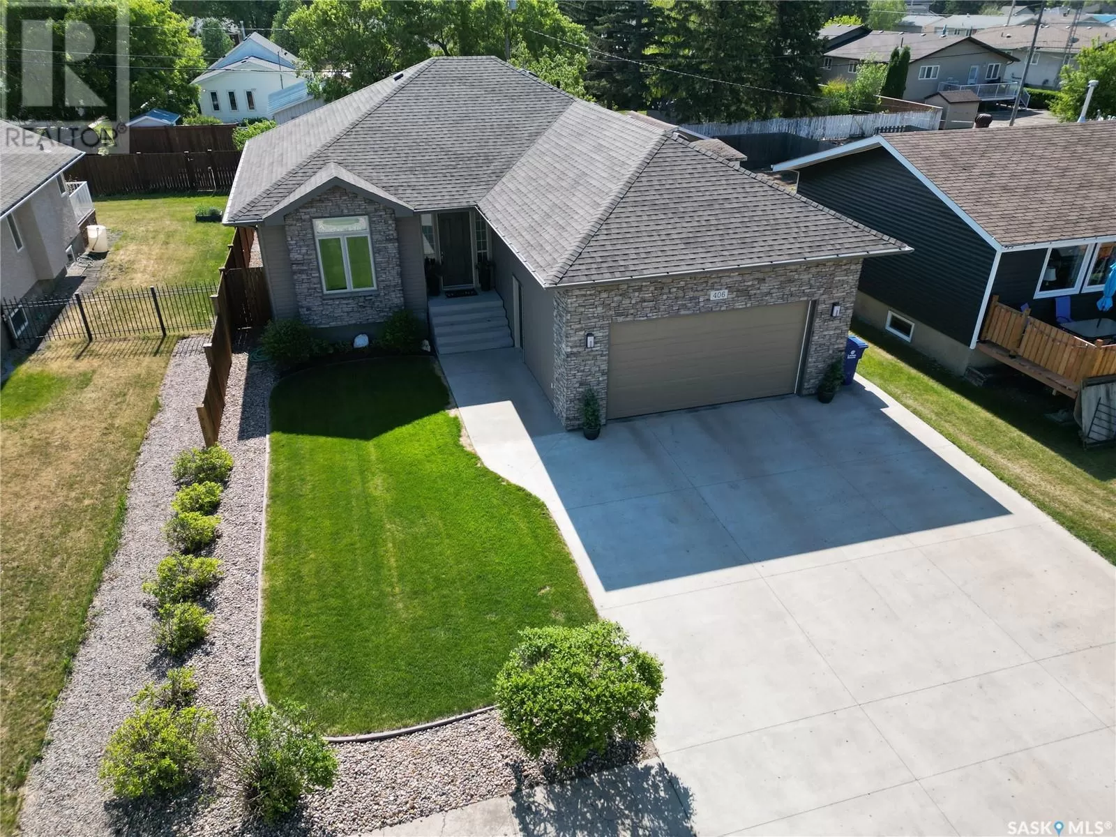 House for rent: 406 3rd Street W, Wilkie, Saskatchewan S0K 4W0