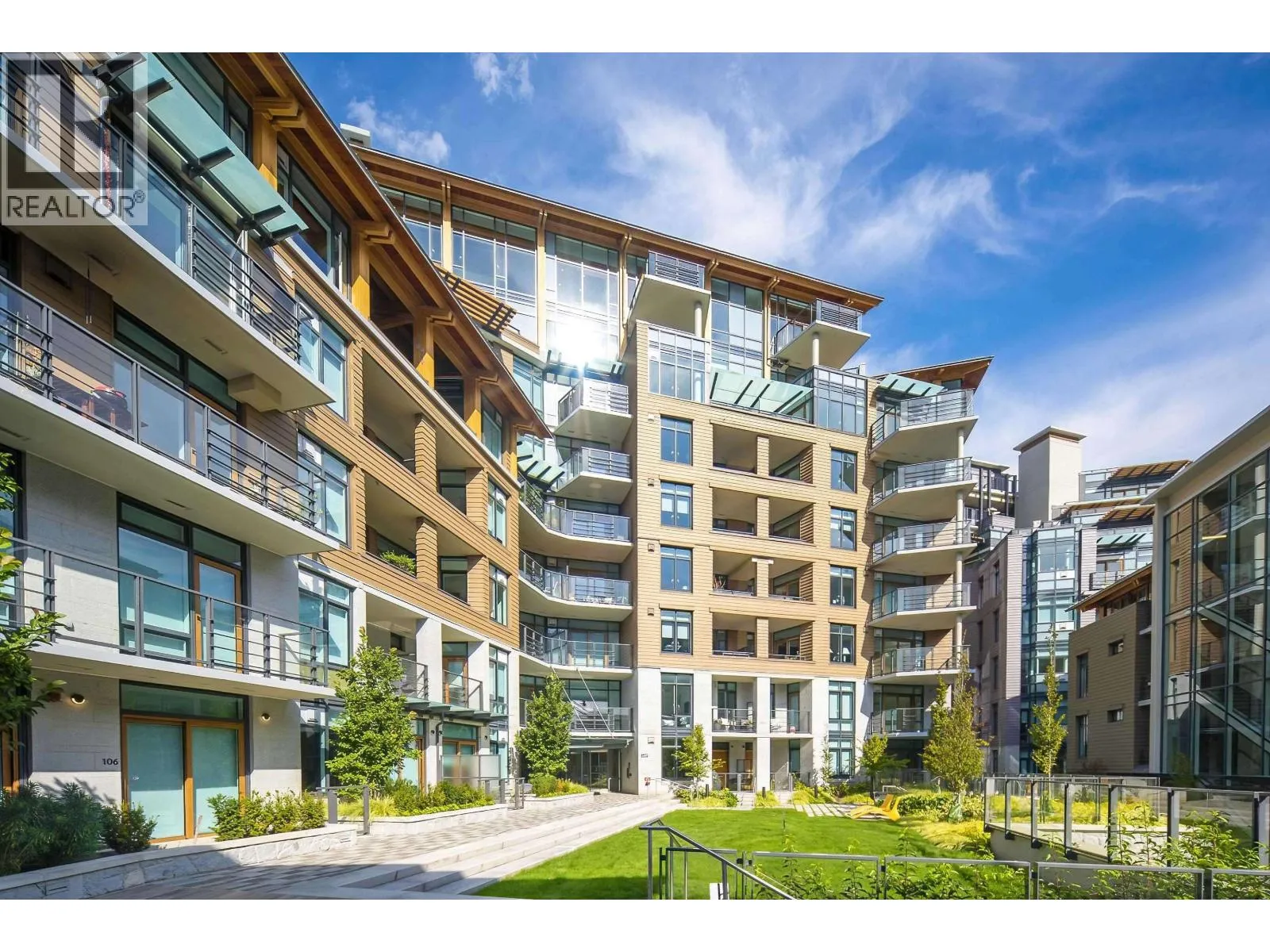 Apartment for rent: 406 6687 Nelson Avenue, Vancouver, British Columbia V7W 2B2