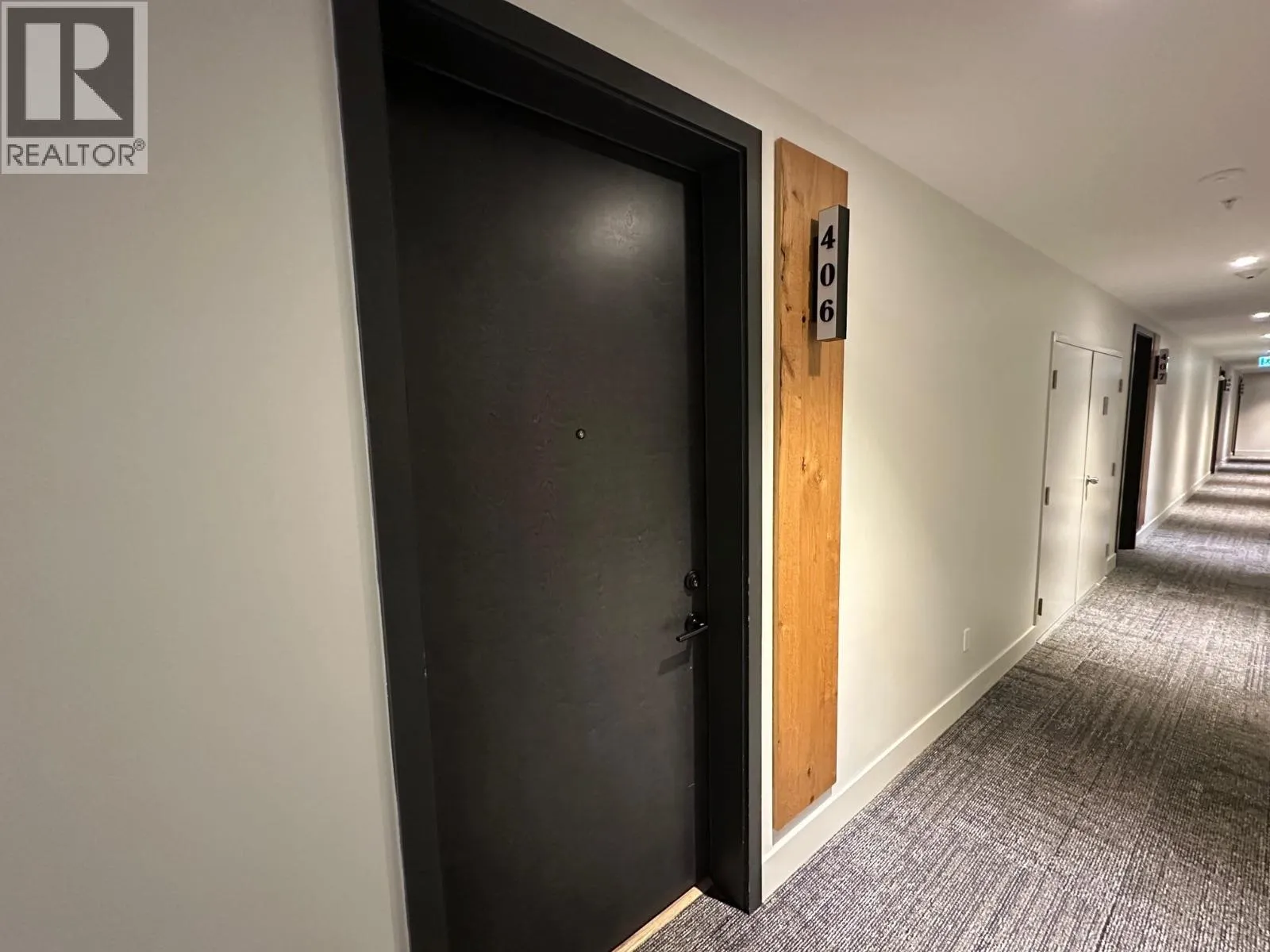 Apartment for rent: 406 83 Moody Street, Port Moody, British Columbia V3H 0K7