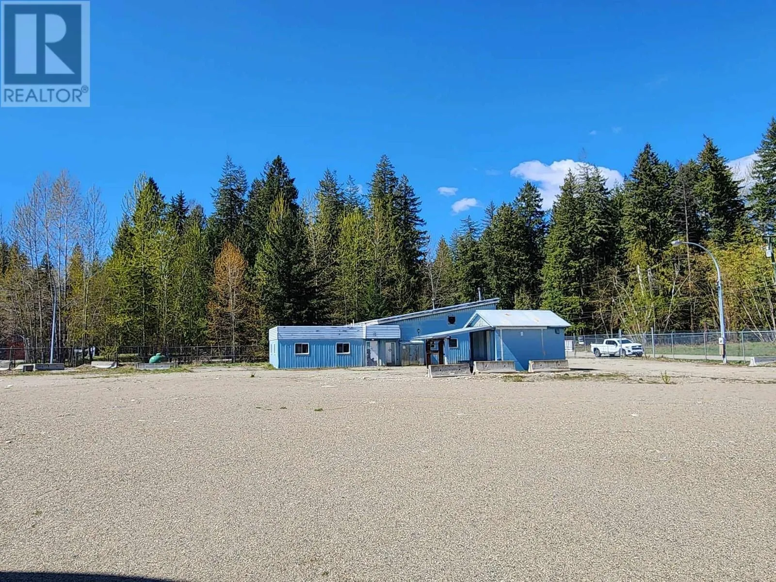 Other for rent: 4063 Express Point Crescent, Scotch Creek, British Columbia V0E 1M5