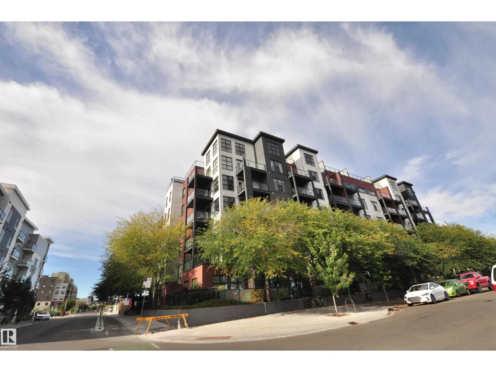 Apartment for rent: #407 10518 113 St Nw, Edmonton, Alberta T5H 0C6