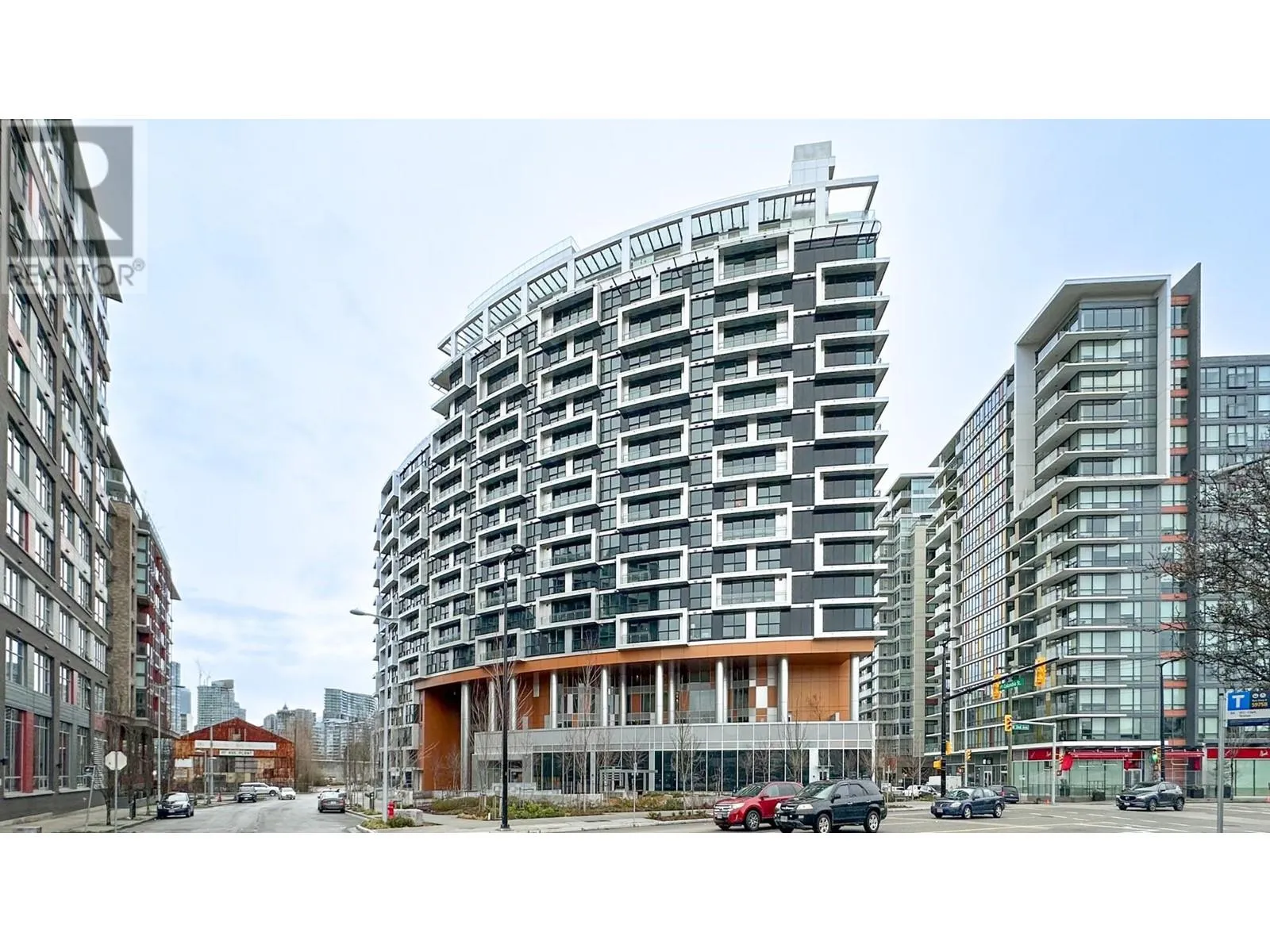 Apartment for rent: 407 1768 Cook Street, Vancouver, British Columbia V5Y 0N3