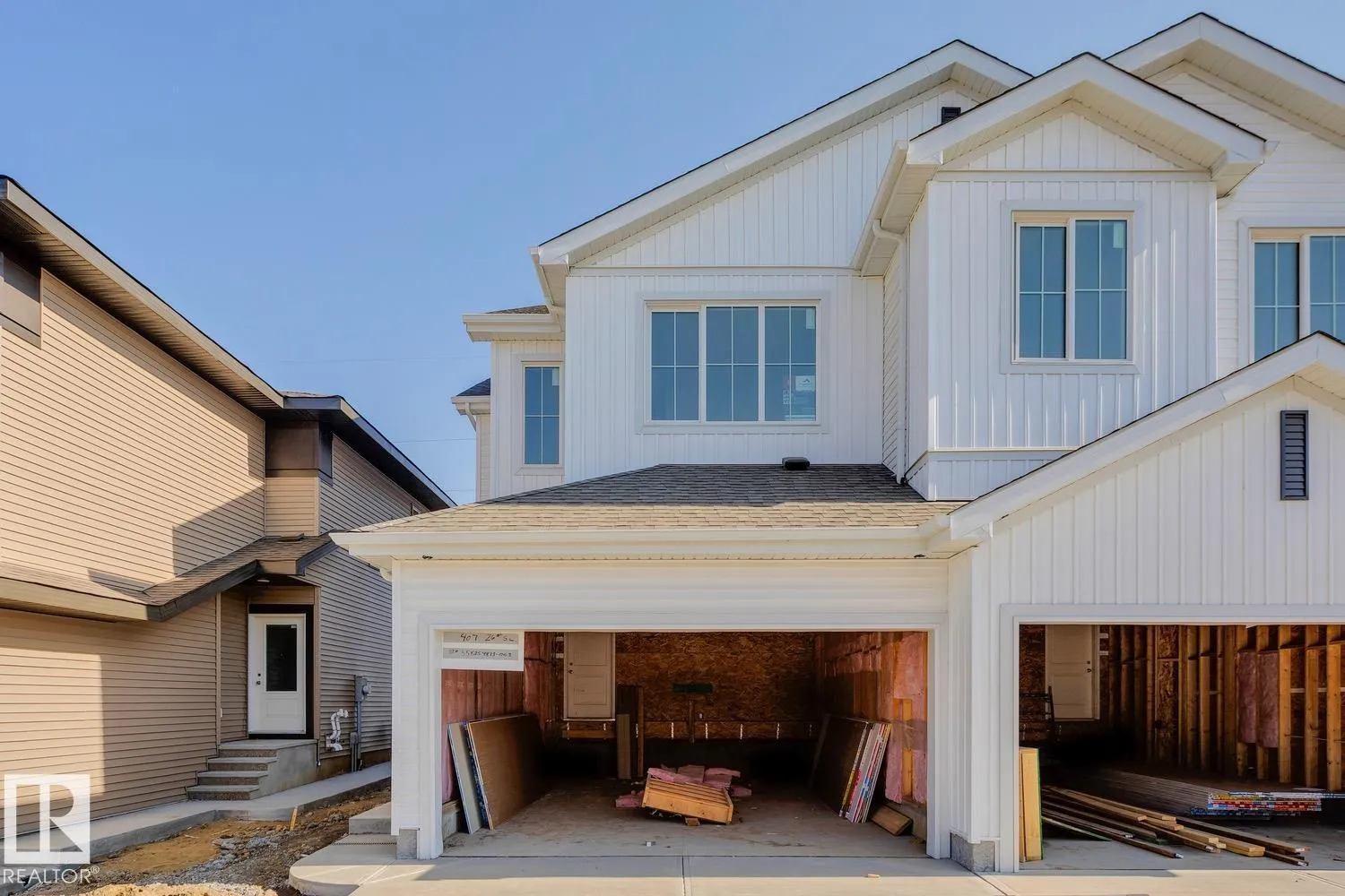 Duplex for rent: 407 26 St Sw, Edmonton, Alberta T6X 3E8