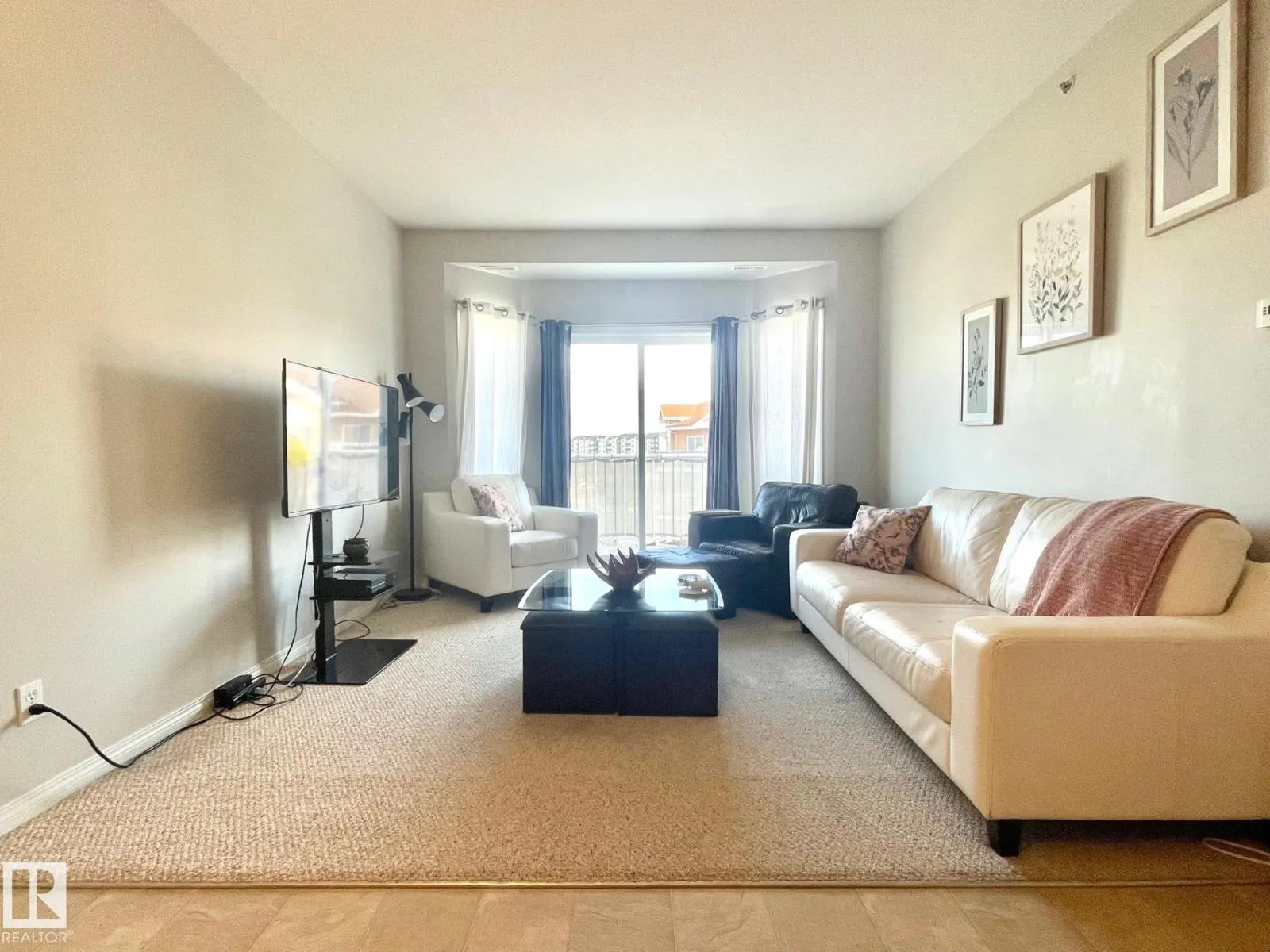 Apartment for rent: #407 4304 139 Av Nw, Edmonton, Alberta T5Y 0H6