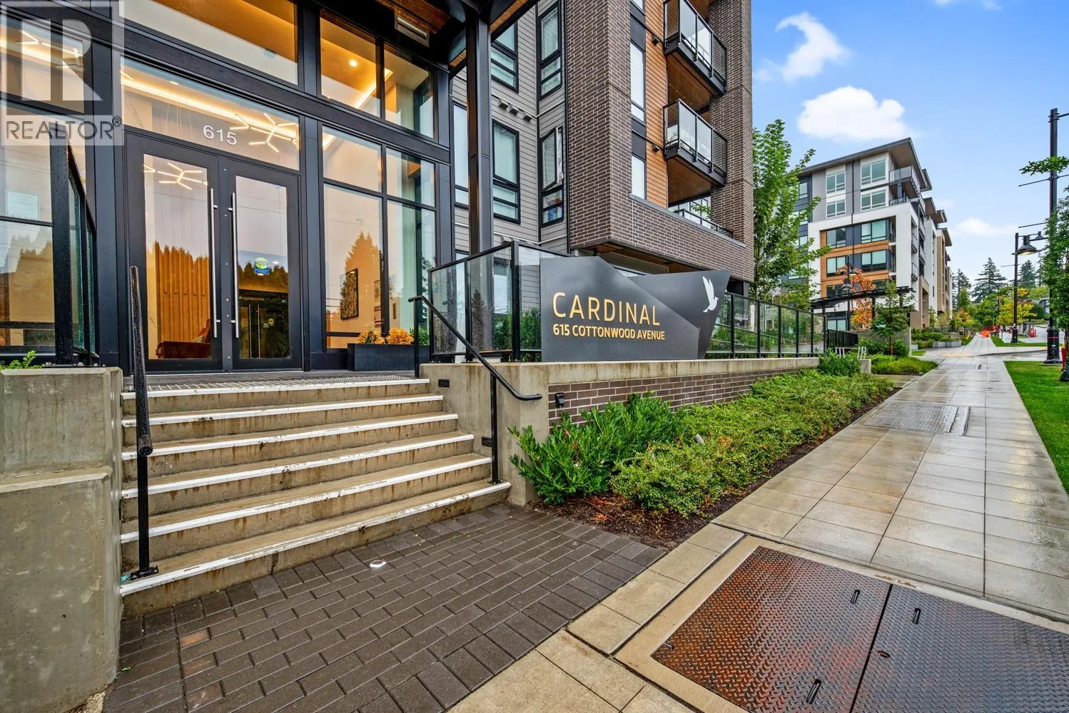 Apartment for rent: 407 615 Cottonwood Avenue, Coquitlam, British Columbia V3J 2S5