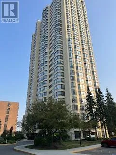 Apartment for rent: 407 - 8 Lisa Street, Brampton, Ontario L6T 4S6