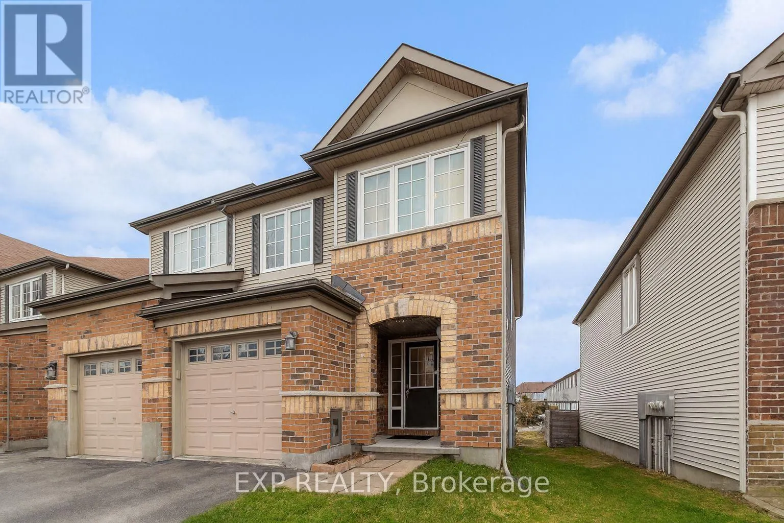 Row / Townhouse for rent: 407 Heathrow Private, Ottawa, Ontario K2S 0M9