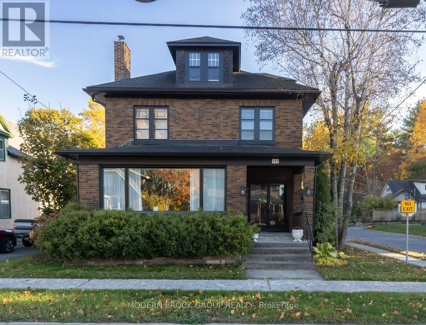 House for rent: 407 King Street W, Brockville, Ontario K6V 3S8