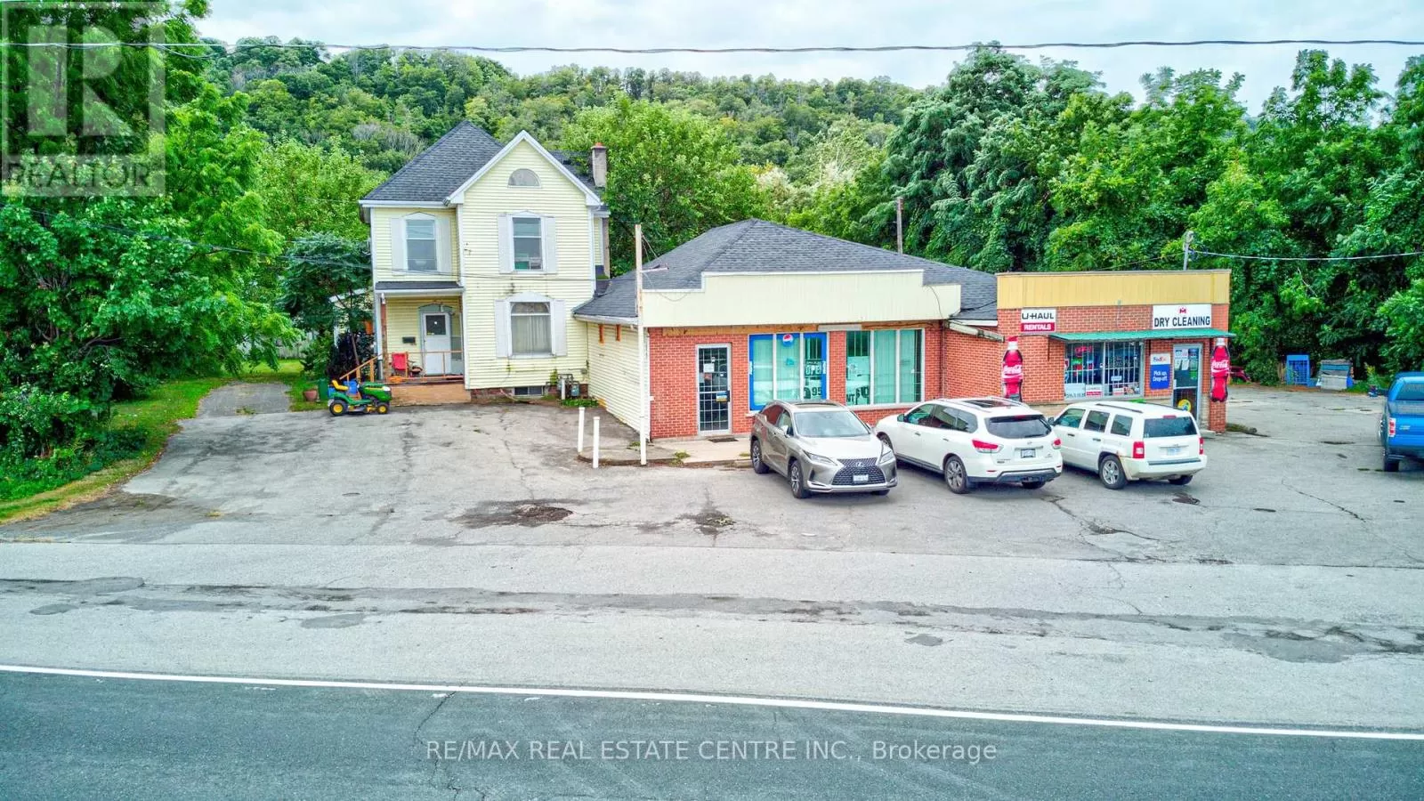 Unknown for rent: 407-409 Main Street W, Grimsby, Ontario L3M 1T1