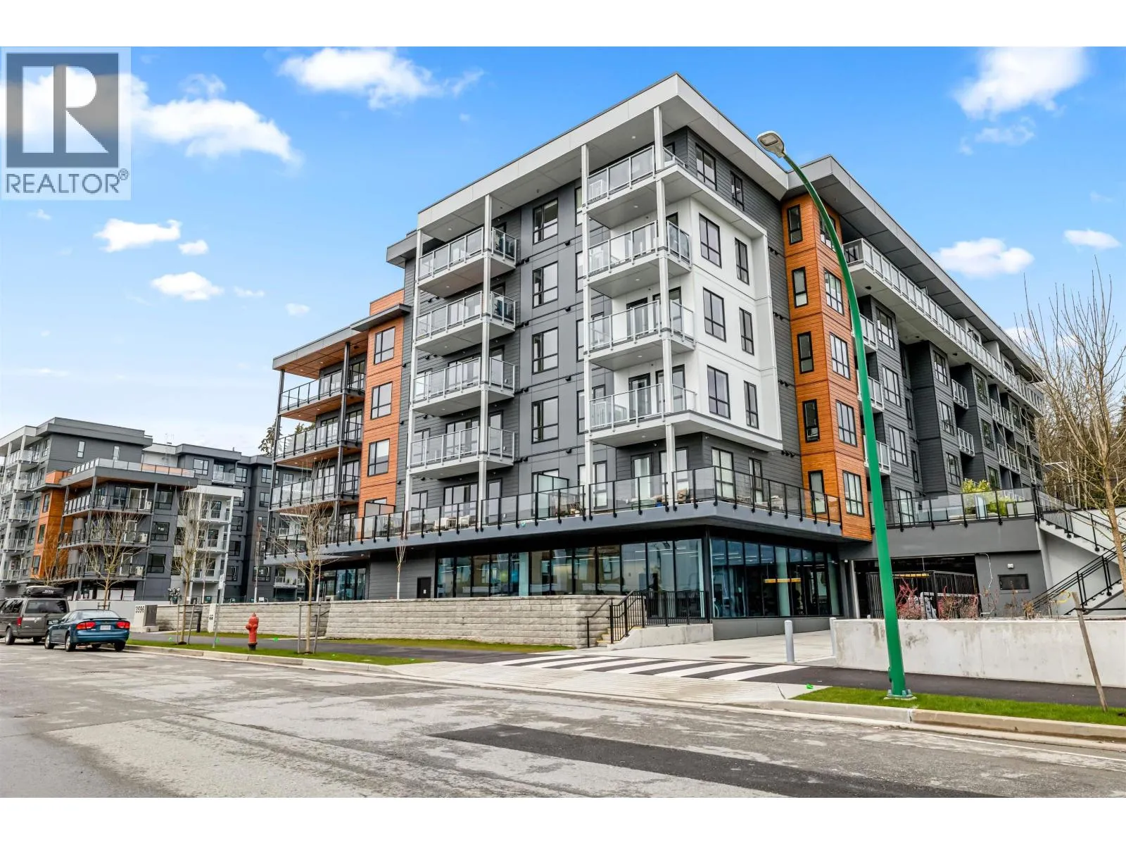 Apartment for rent: 408 3596 Malsum Drive, North Vancouver, British Columbia V7G 0B2