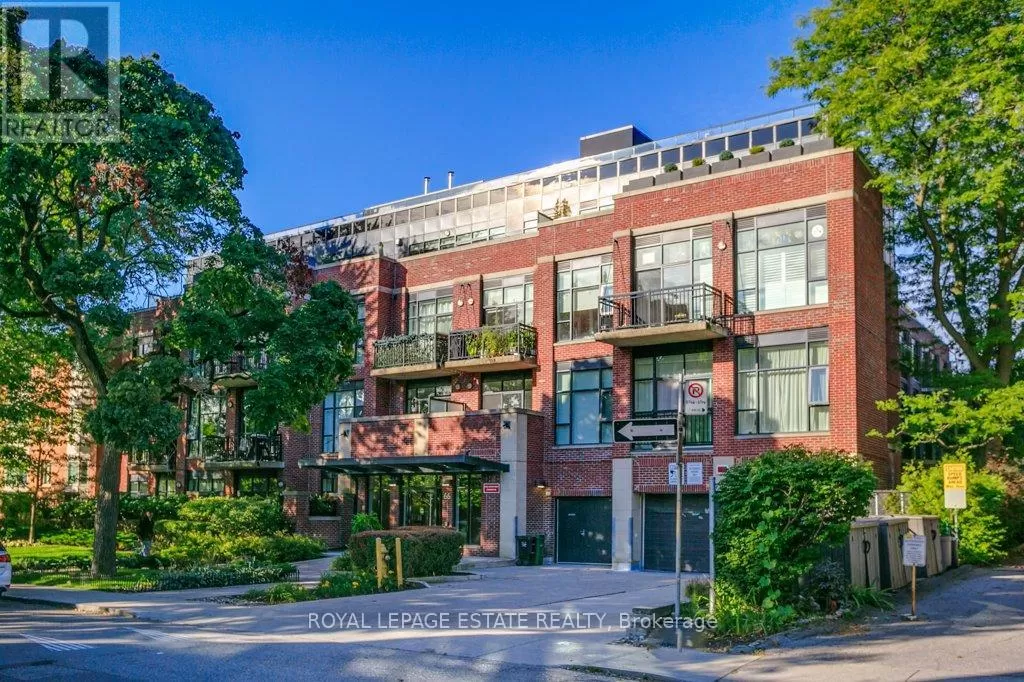 Apartment for rent: 408 - 66 Kippendavie Avenue, Toronto, Ontario M4L 0A4