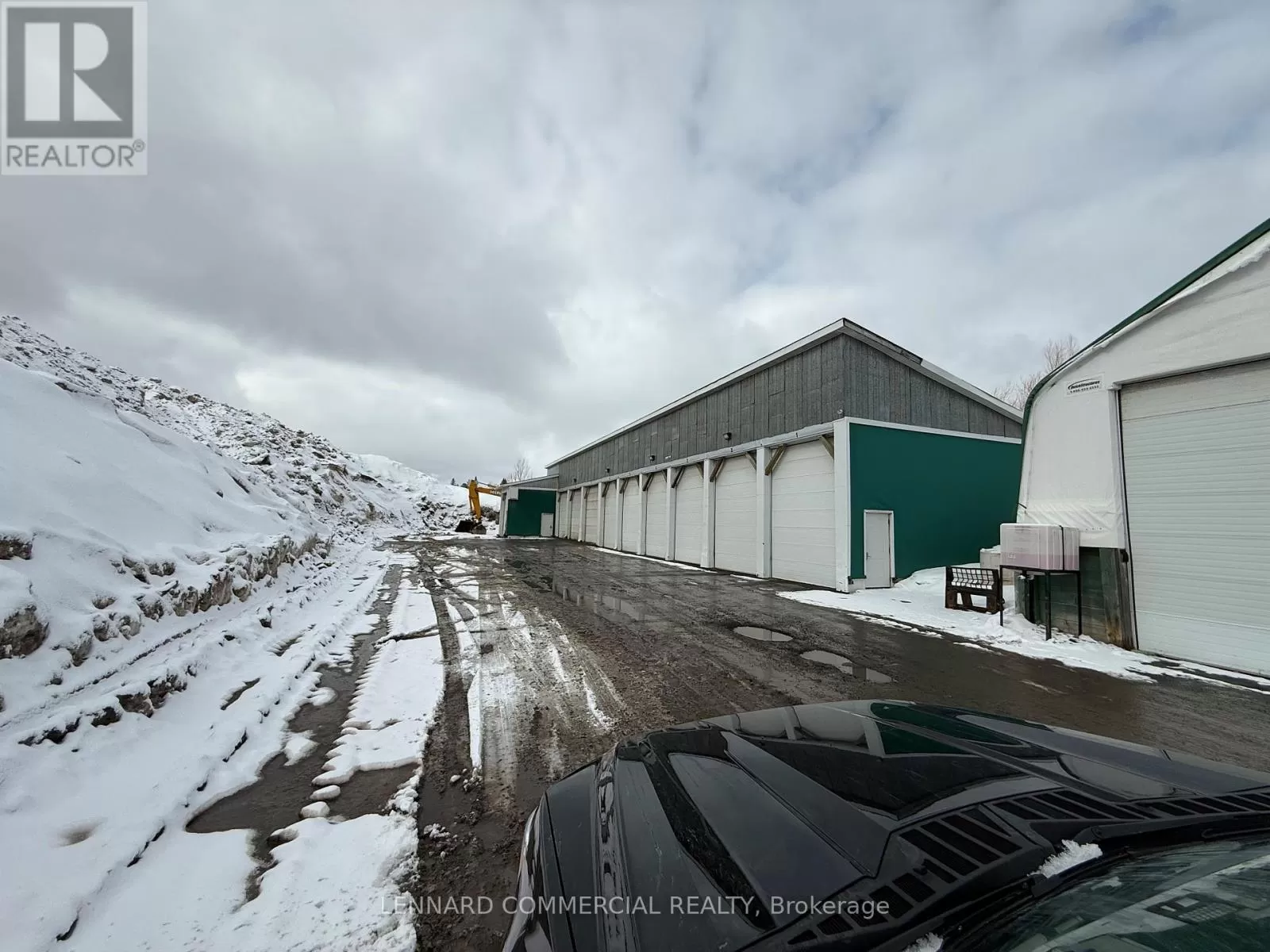 4084 Albion Road, Ottawa, Ontario K1T 3W1