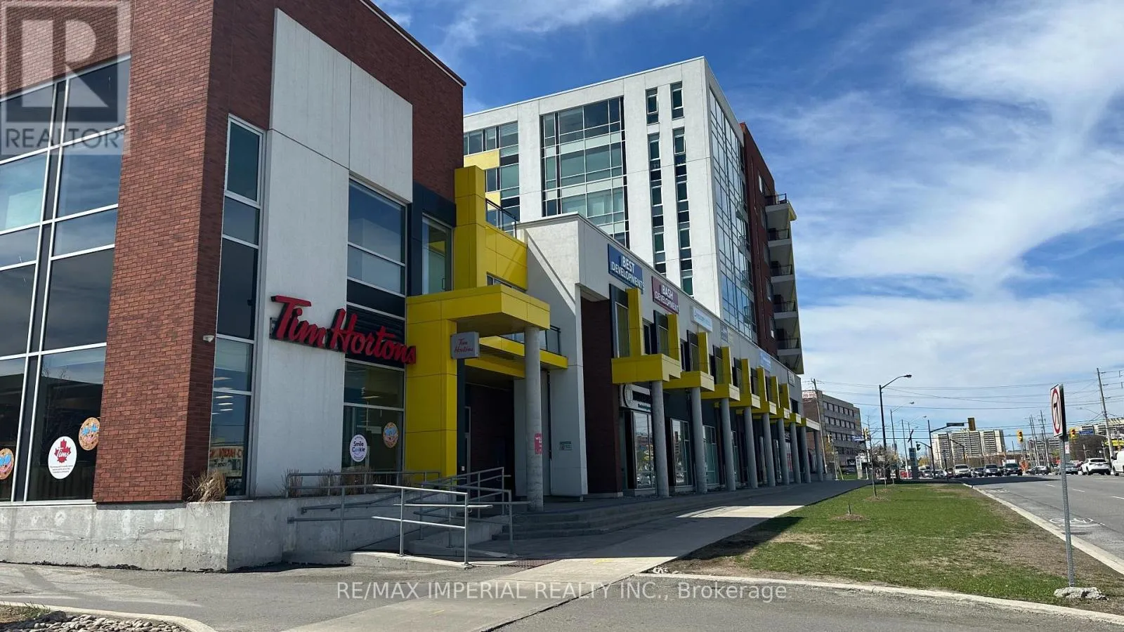 Offices for rent: 409 - 1275 Finch Avenue W, Toronto, Ontario M3J 0L5