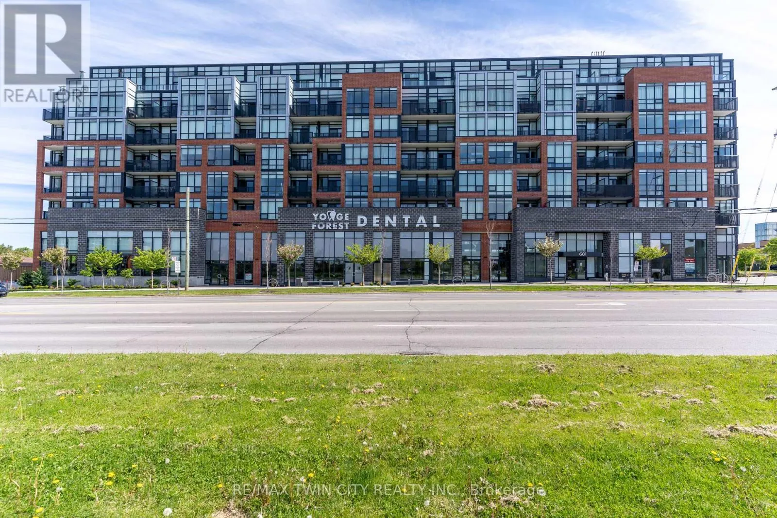 Apartment for rent: 409 - 681 Yonge Street, Barrie, Ontario L4N 4E8