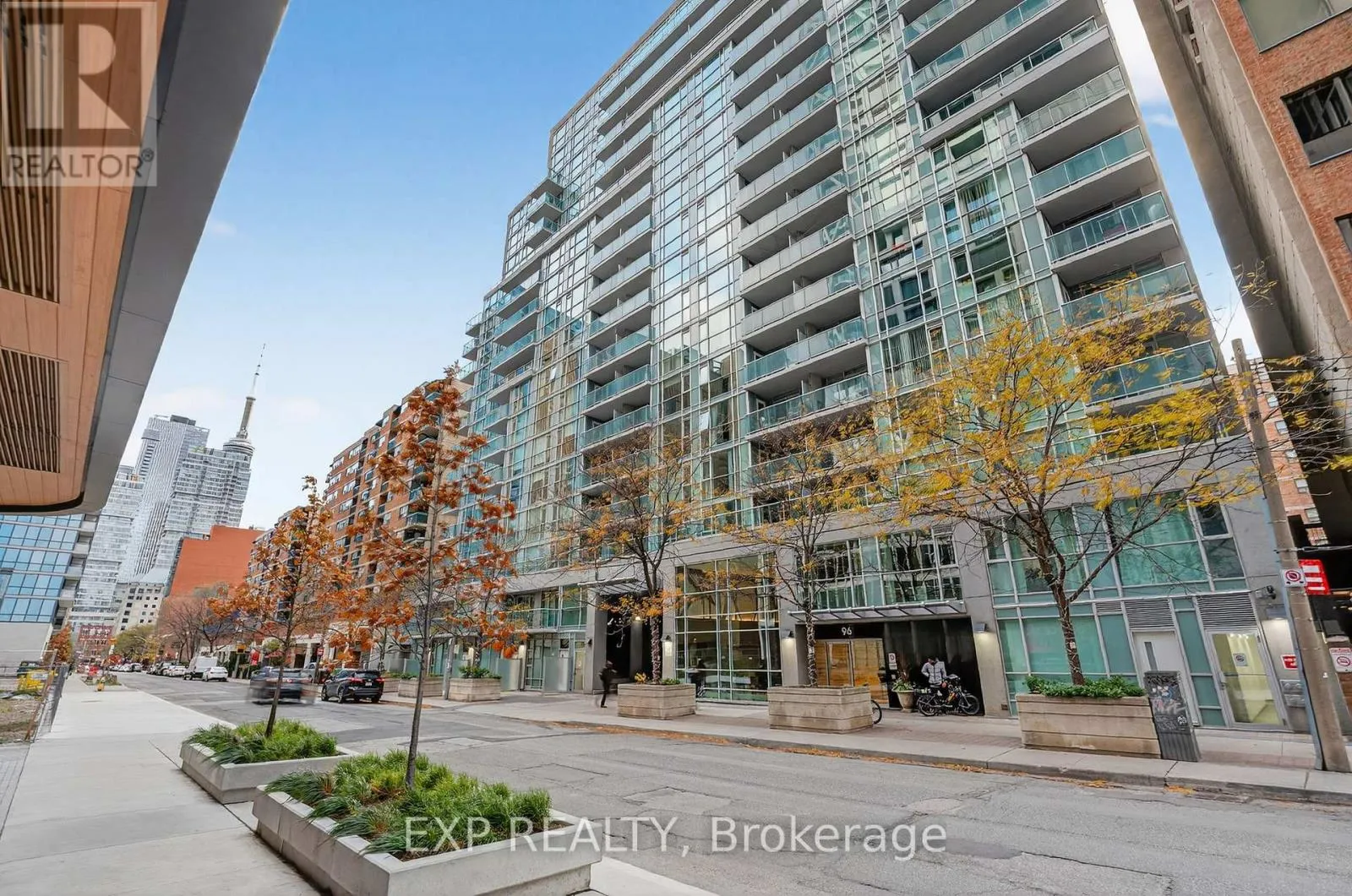 Apartment for rent: 409 - 96 St Patrick Street, Toronto, Ontario M5T 1V2