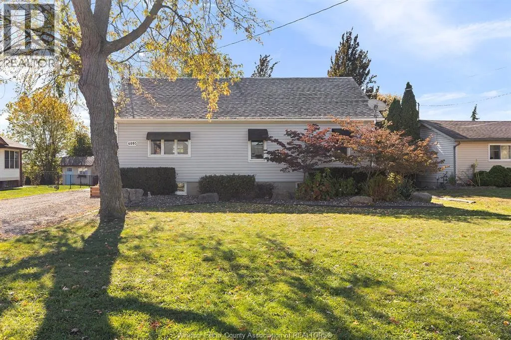 House for rent: 4095 Baseline, Windsor, Ontario N9A 6J3