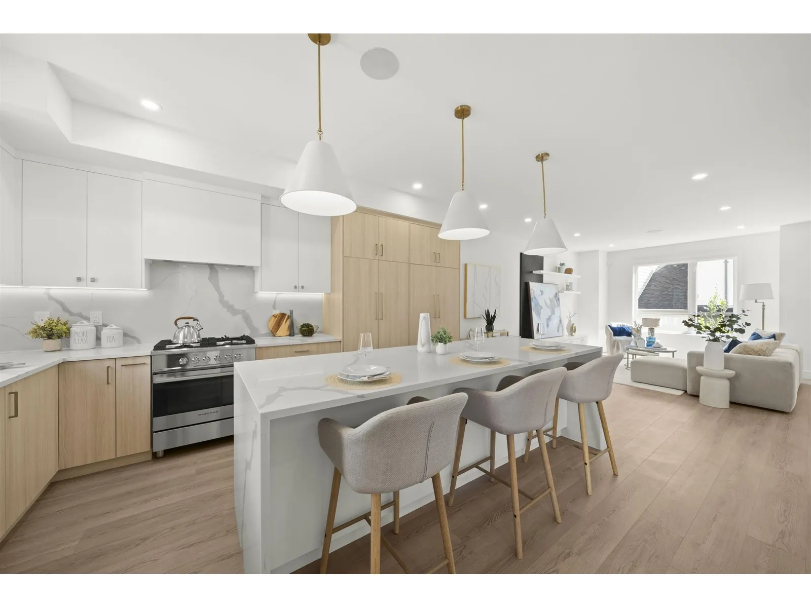 Row / Townhouse for rent: 41 16358 90 Avenue, Surrey, British Columbia V4N 1A1