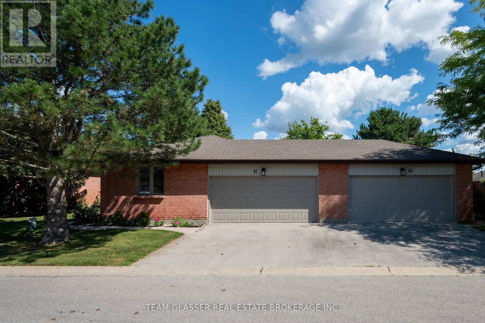 Row / Townhouse for rent: 41 - 55 Fiddlers Green Road, London North, Ontario N6H 4T8