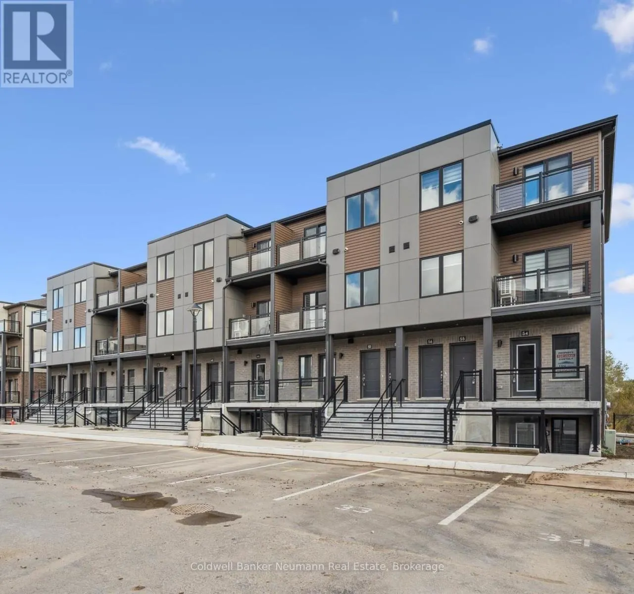 Row / Townhouse for rent: 41 - 940 St. David Street N, Centre Wellington, Ontario N1M 0L7