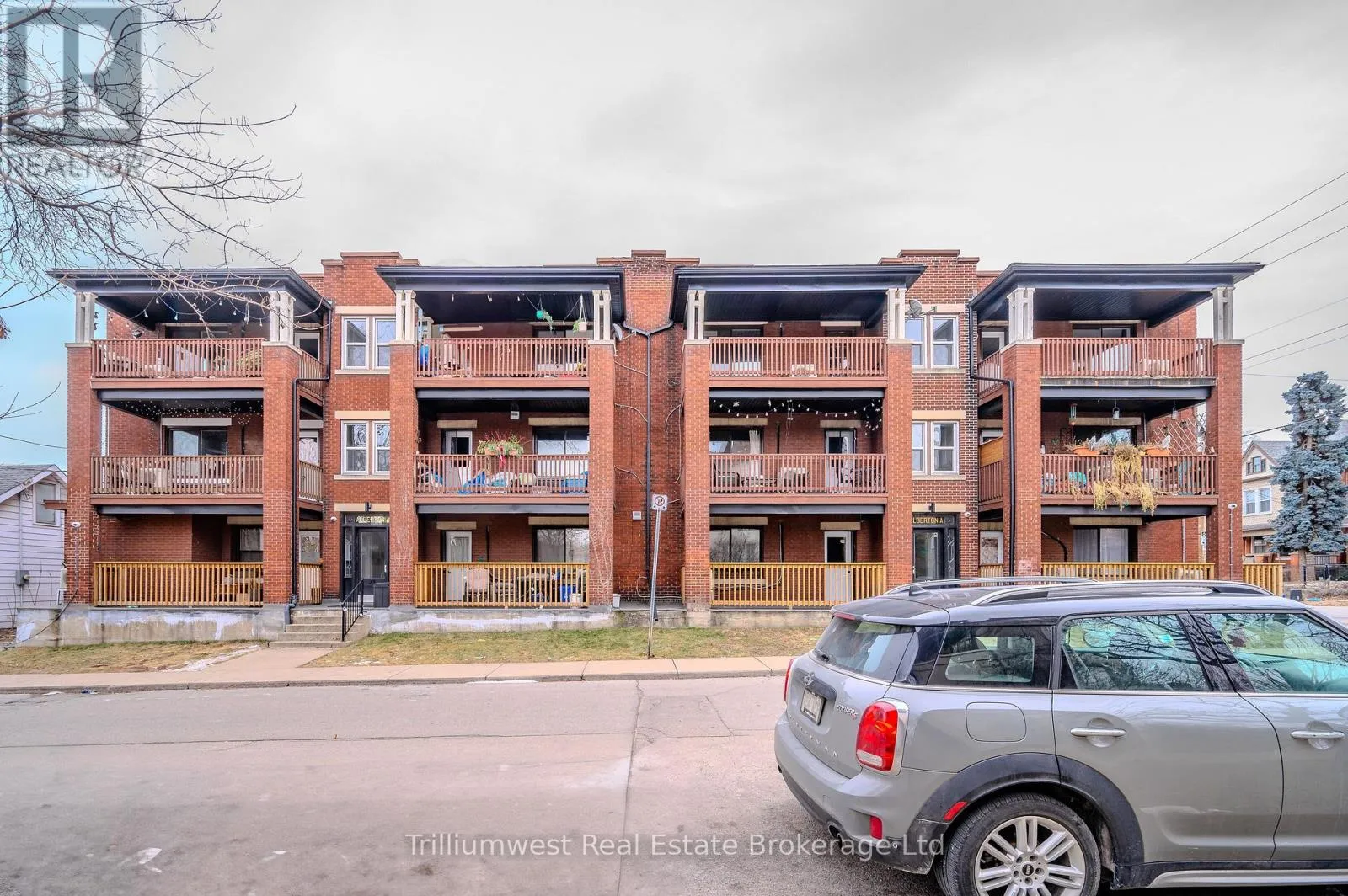 Other for rent: 41 Albert Street, Hamilton, Ontario L8M 2Y1