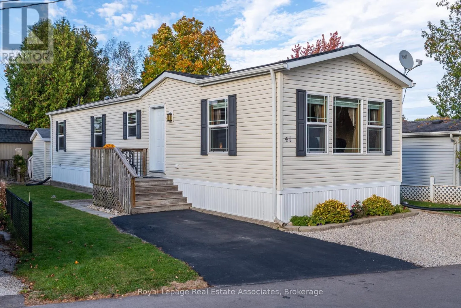 House for rent: 41 Cedarbush Crescent, Puslinch, Ontario N0B 2J0