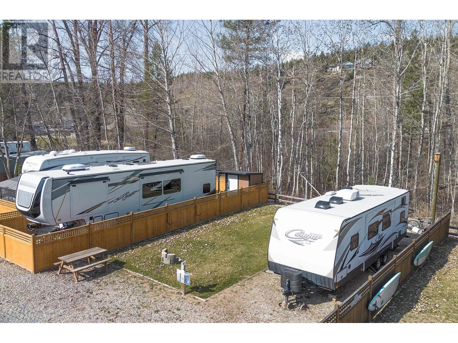 Other for rent: 41 Cottonwood Drive N, Lee Creek, British Columbia V0E 1M4