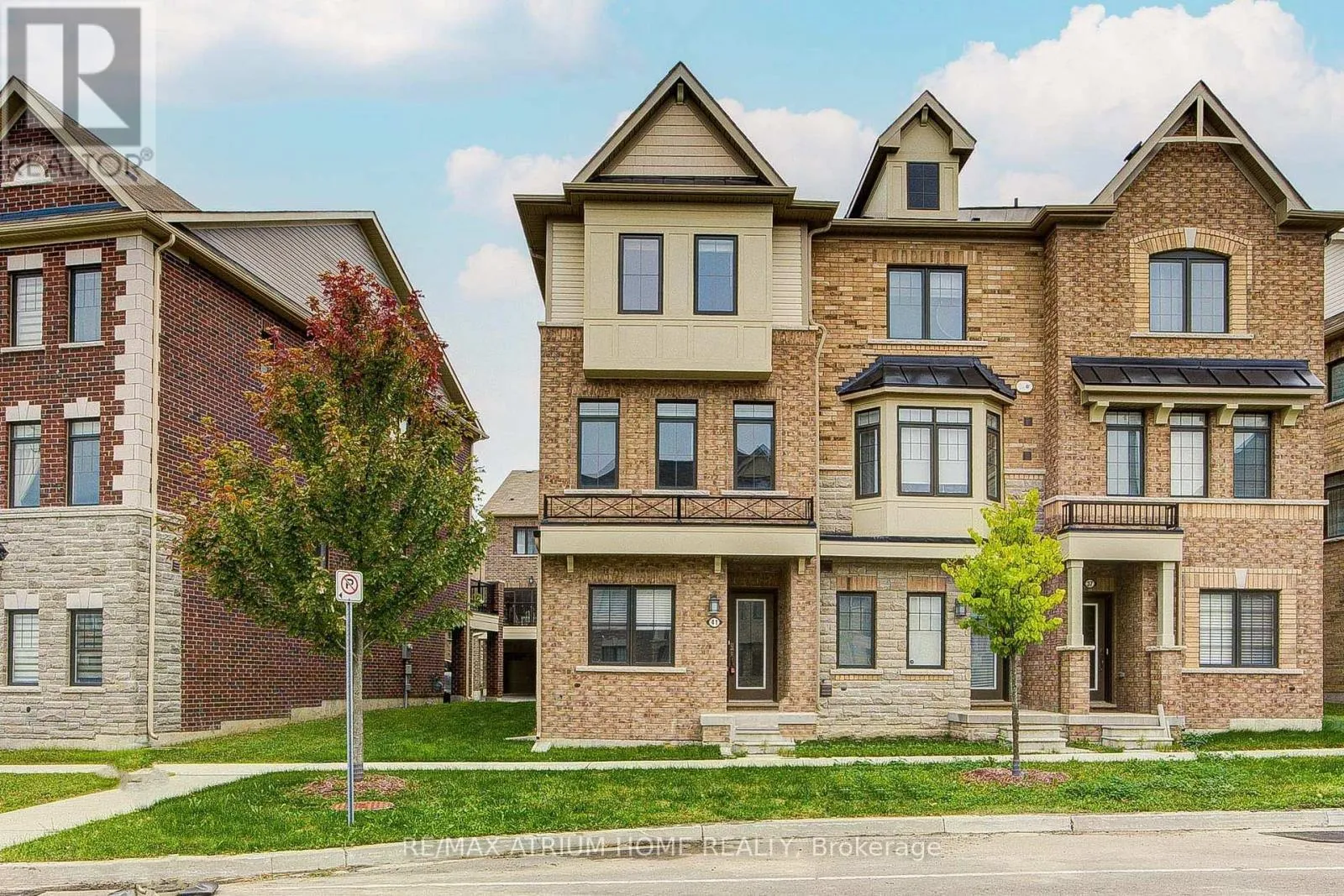 Row / Townhouse for rent: 41 George Peach Avenue, Markham, Ontario L6C 0Z1