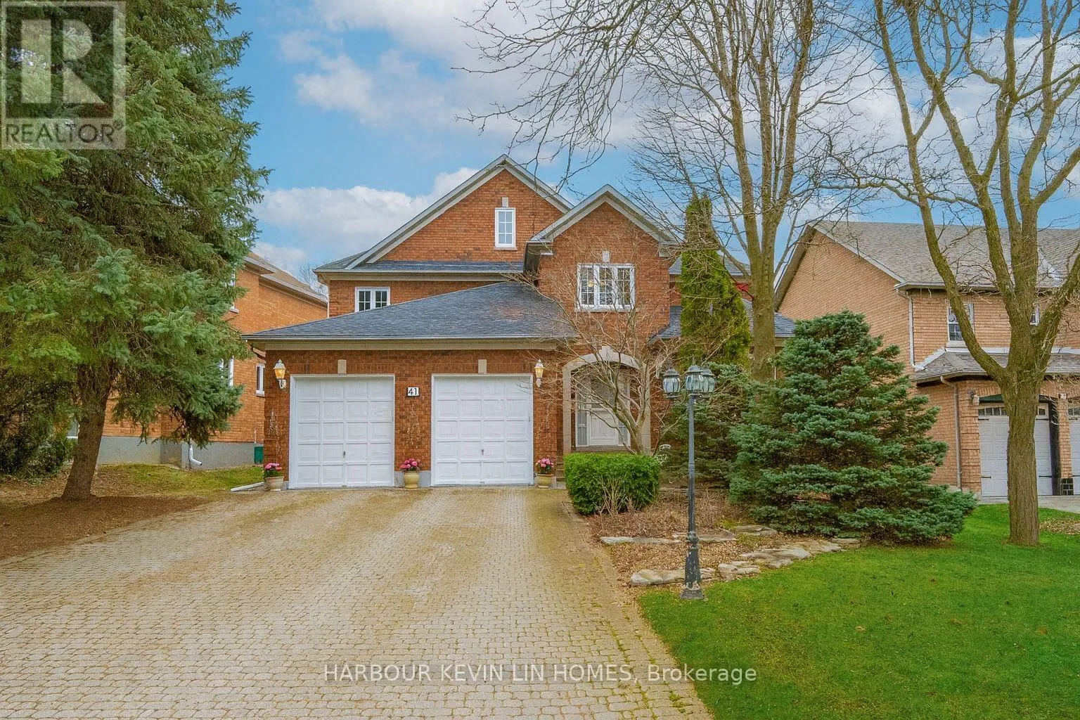 House for rent: 41 Montclair Road, Richmond Hill, Ontario L4B 2S6