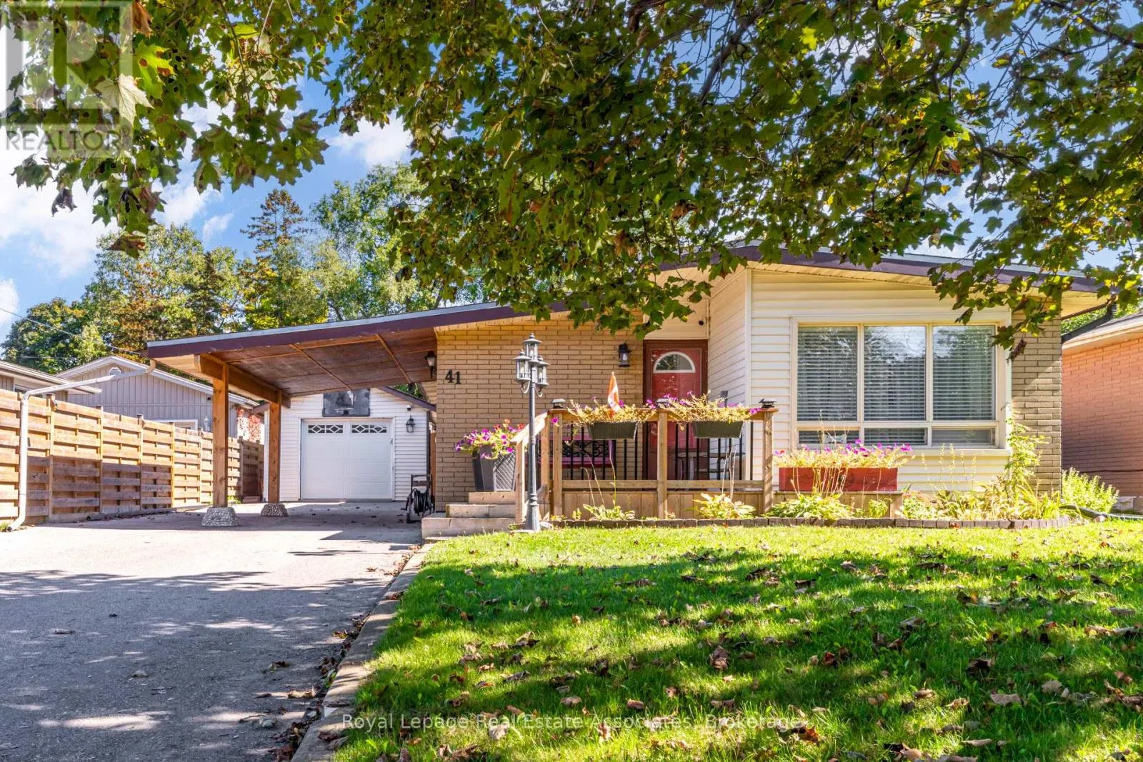 House for rent: 41 Woolley Street, Cambridge, Ontario N1R 5J7