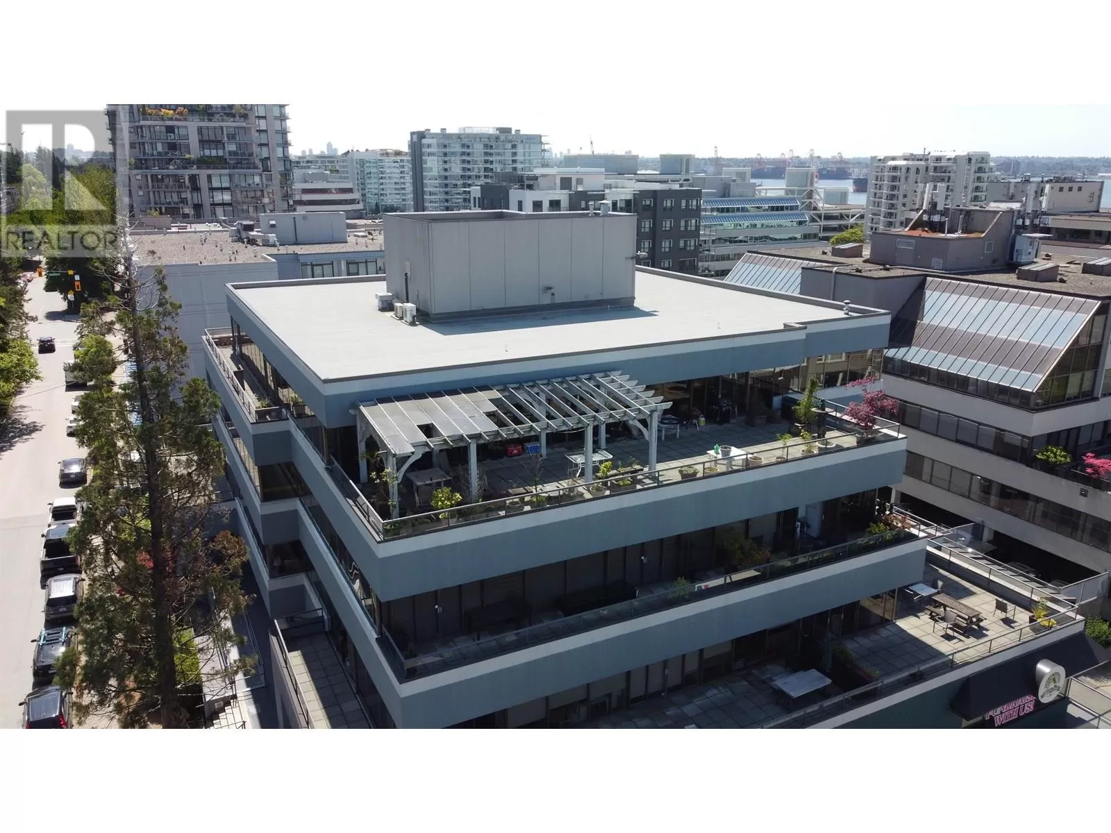 410, 460, 470 233 W 1st Street, North Vancouver, British Columbia V7M 1B3