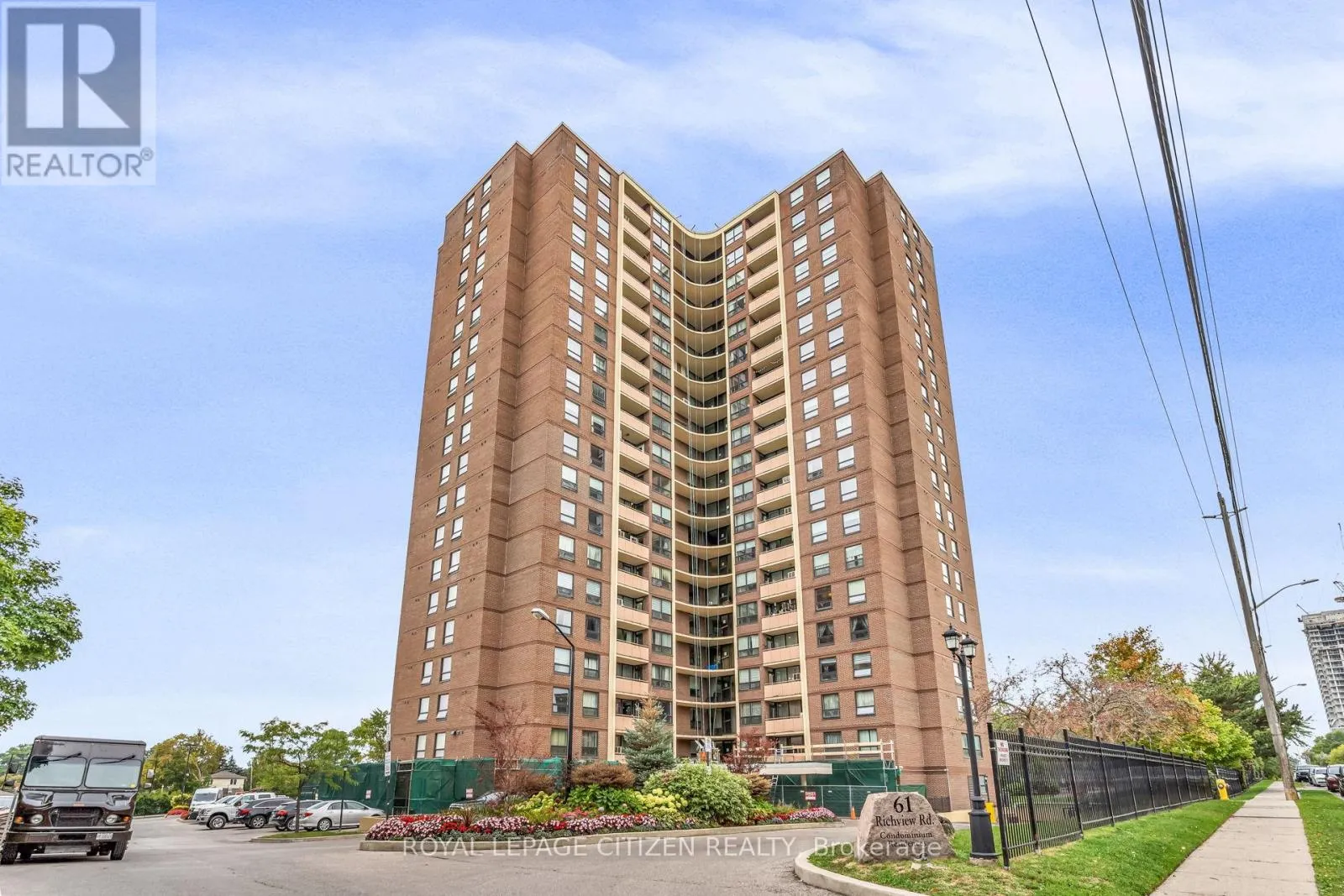 Apartment for rent: 410 - 61 Richview Road, Toronto, Ontario M9A 4M8