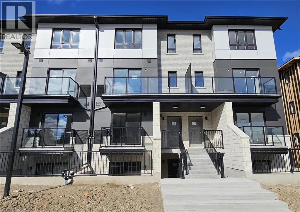 Row / Townhouse for rent: 410 Northfield Drive W Unit# C7, Waterloo, Ontario N2V 0J3