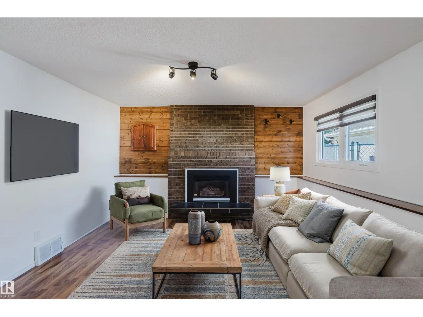 House for rent: 4102 43a Av, Leduc, Alberta T9E 6Z6