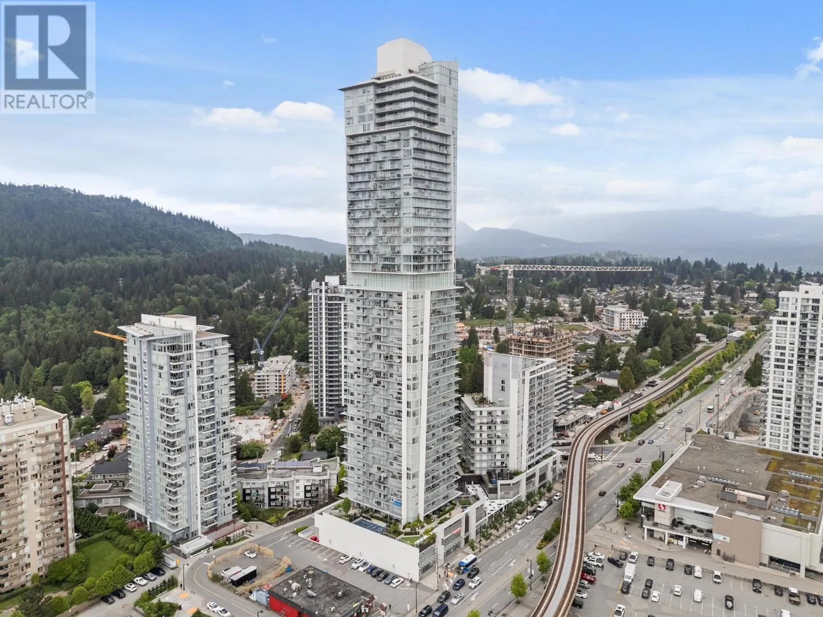 Apartment for rent: 4102 567 Clarke Road, Coquitlam, British Columbia V3J 0K7