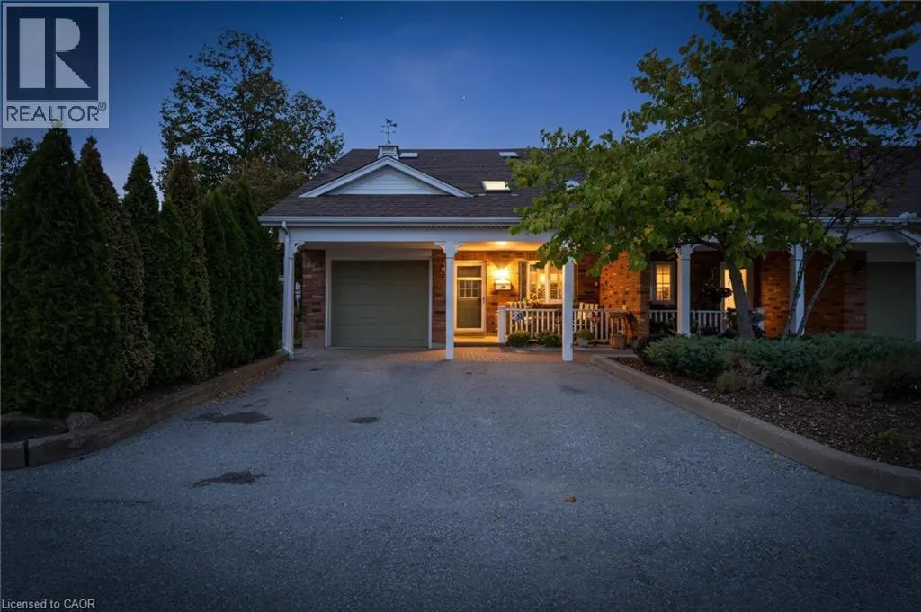 Row / Townhouse for rent: 4112 Boysenberry Court, Vineland, Ontario L0R 2C0