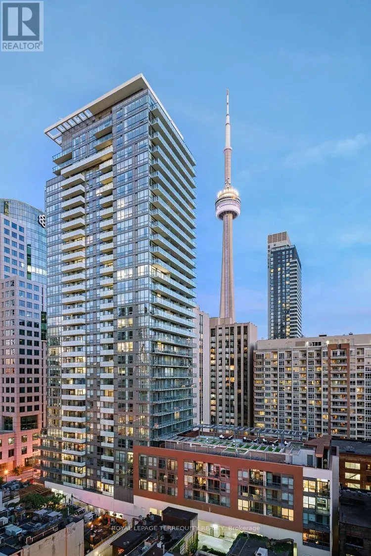 Apartment for rent: 412 - 8 Mercer Street, Toronto, Ontario M5V 0C4