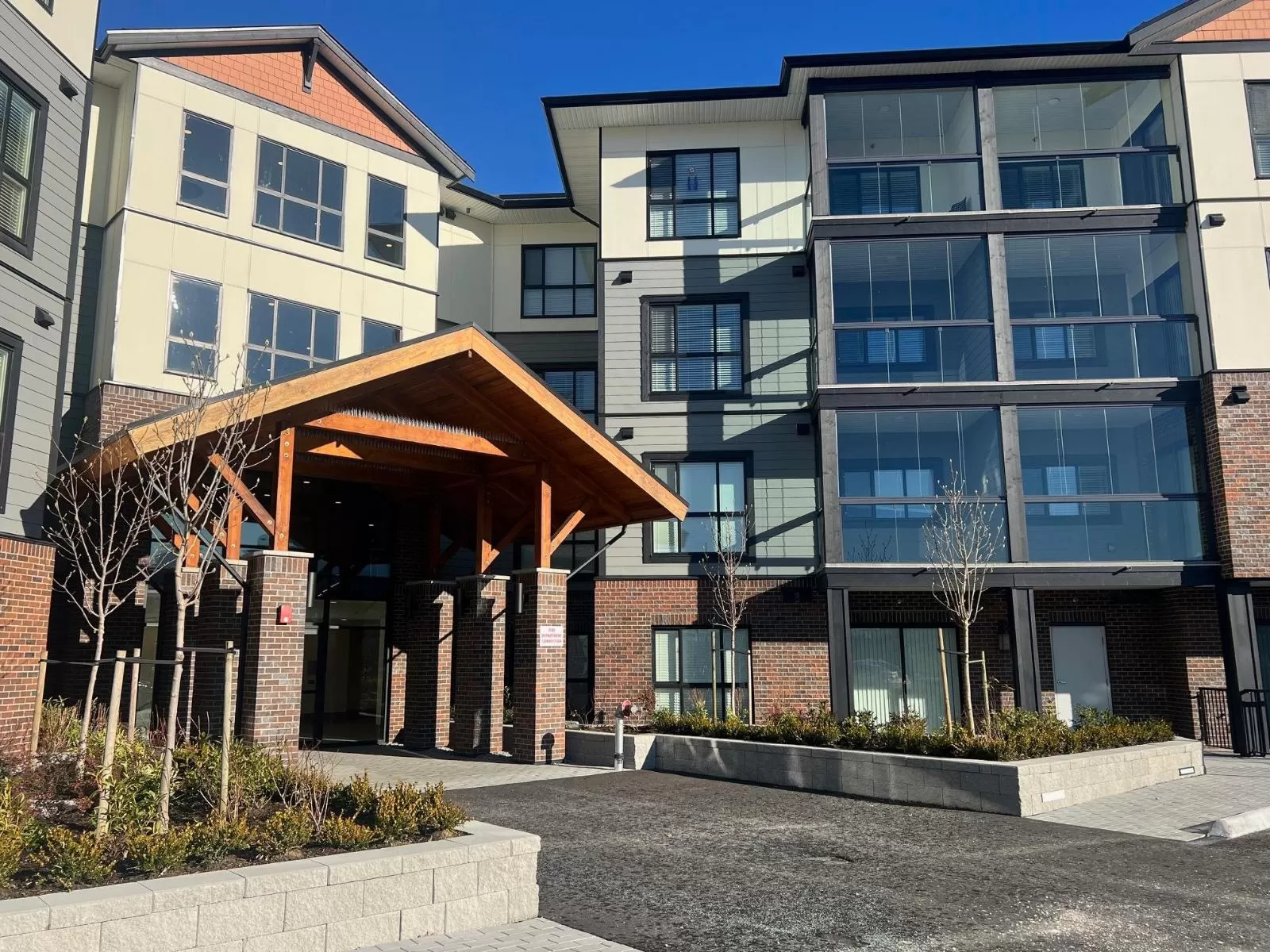 Apartment for rent: 412 8497 Young Road|chilliwack Proper South, Chilliwack, British Columbia V2P 4P2