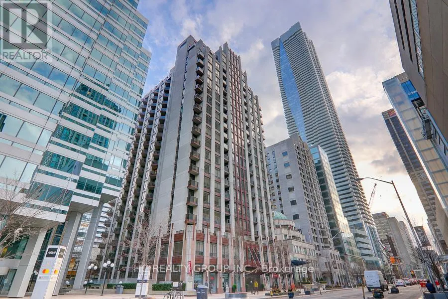 Apartment for rent: 412 - 85 Bloor Street E, Toronto, Ontario M4W 3Y1