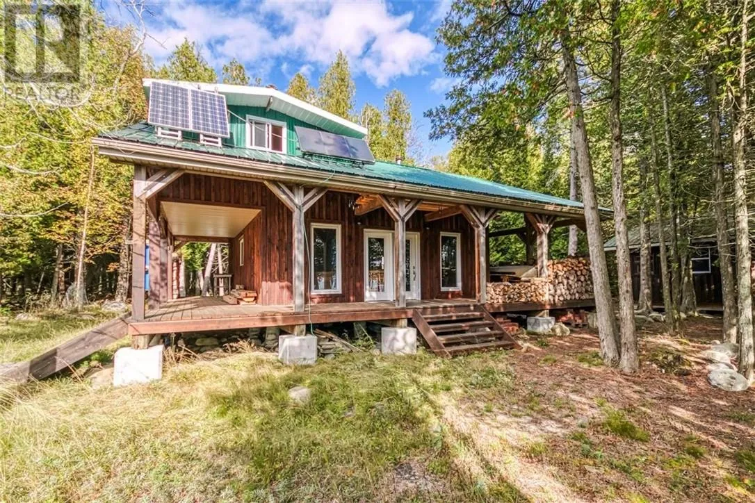 Recreational for rent: 412 Cedar Tree Trail, Silver Water, Manitoulin Island, Ontario P0P 1Y0